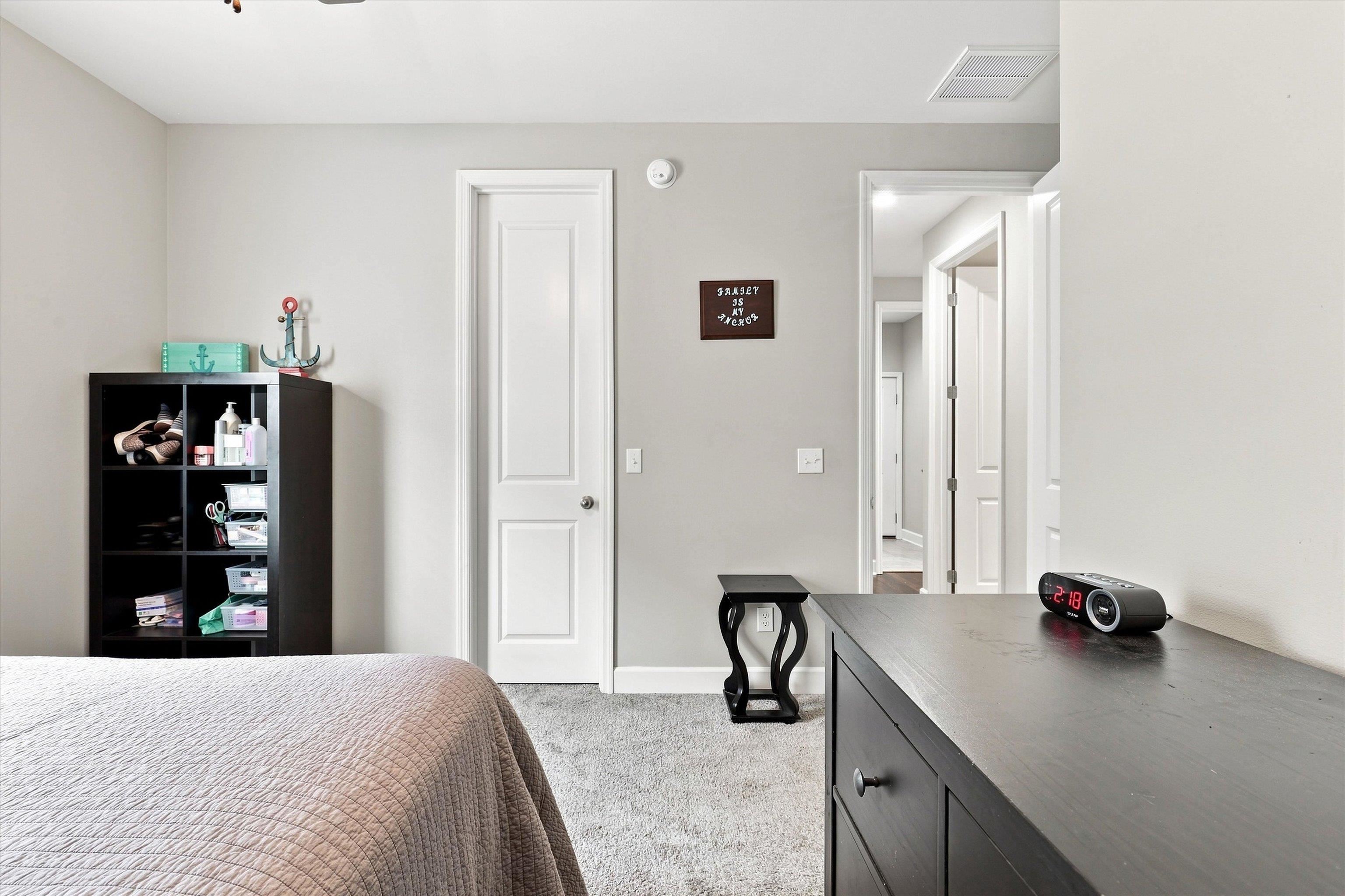 2335 Lexington Pond Way