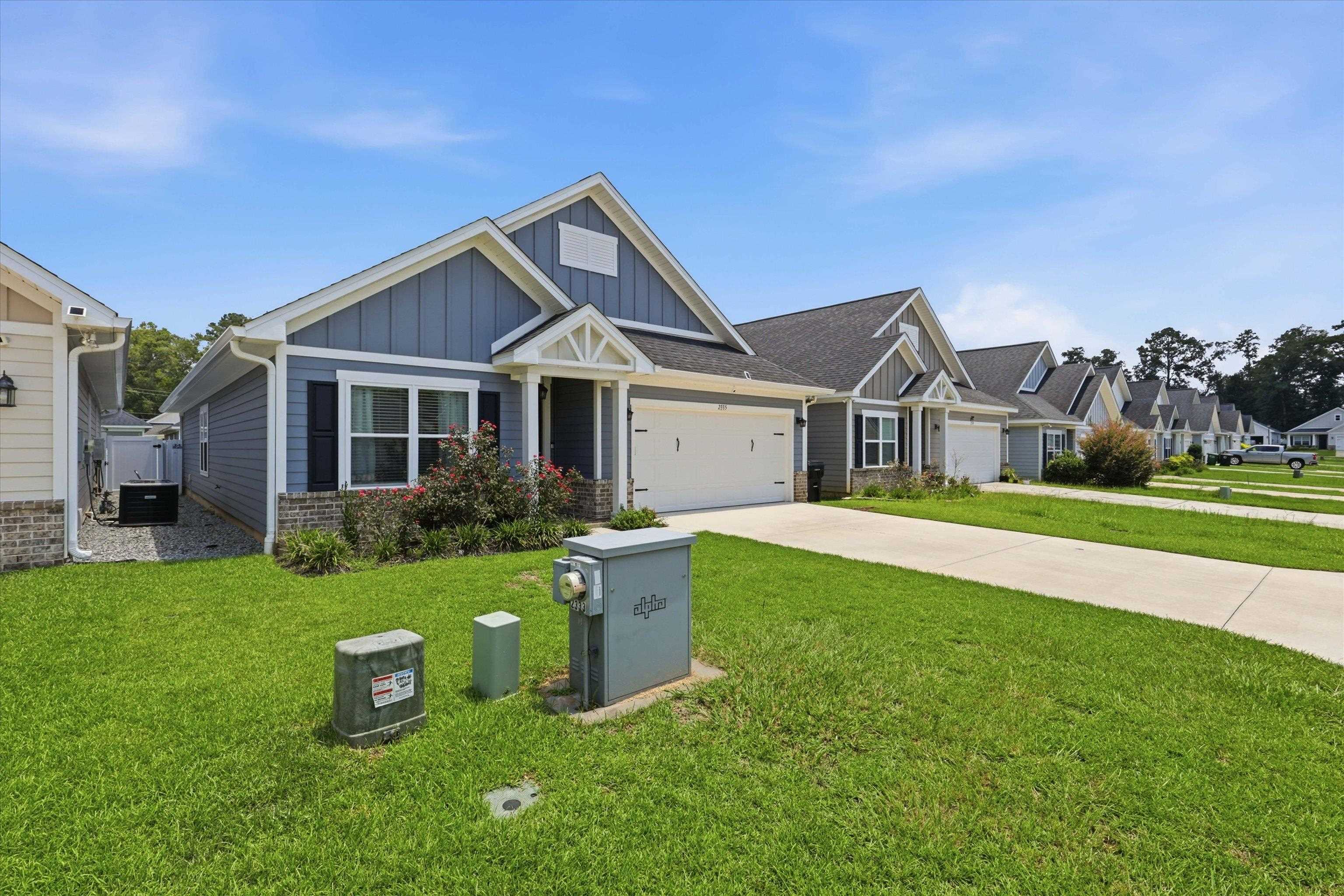 2335 Lexington Pond Way