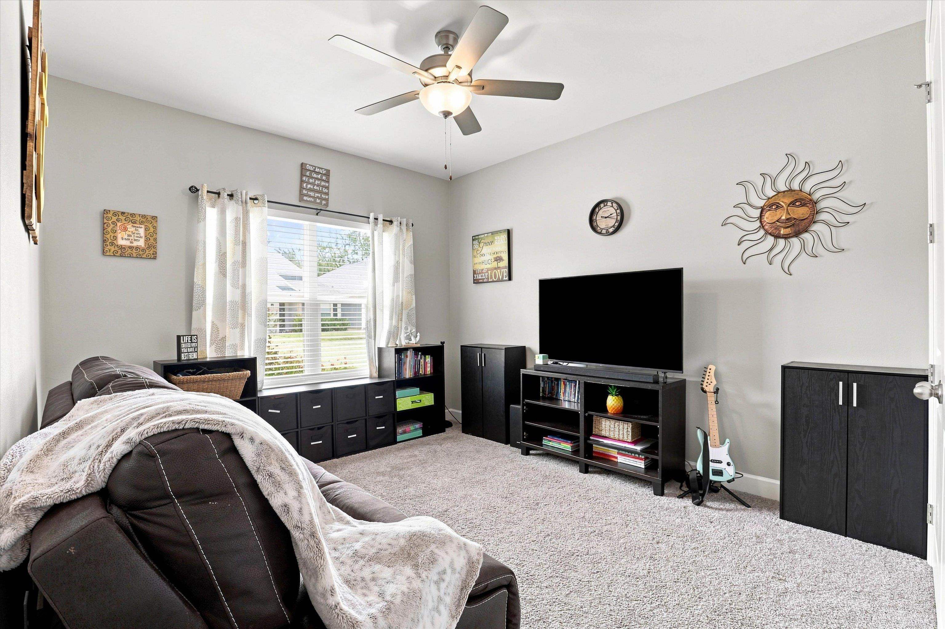2335 Lexington Pond Way