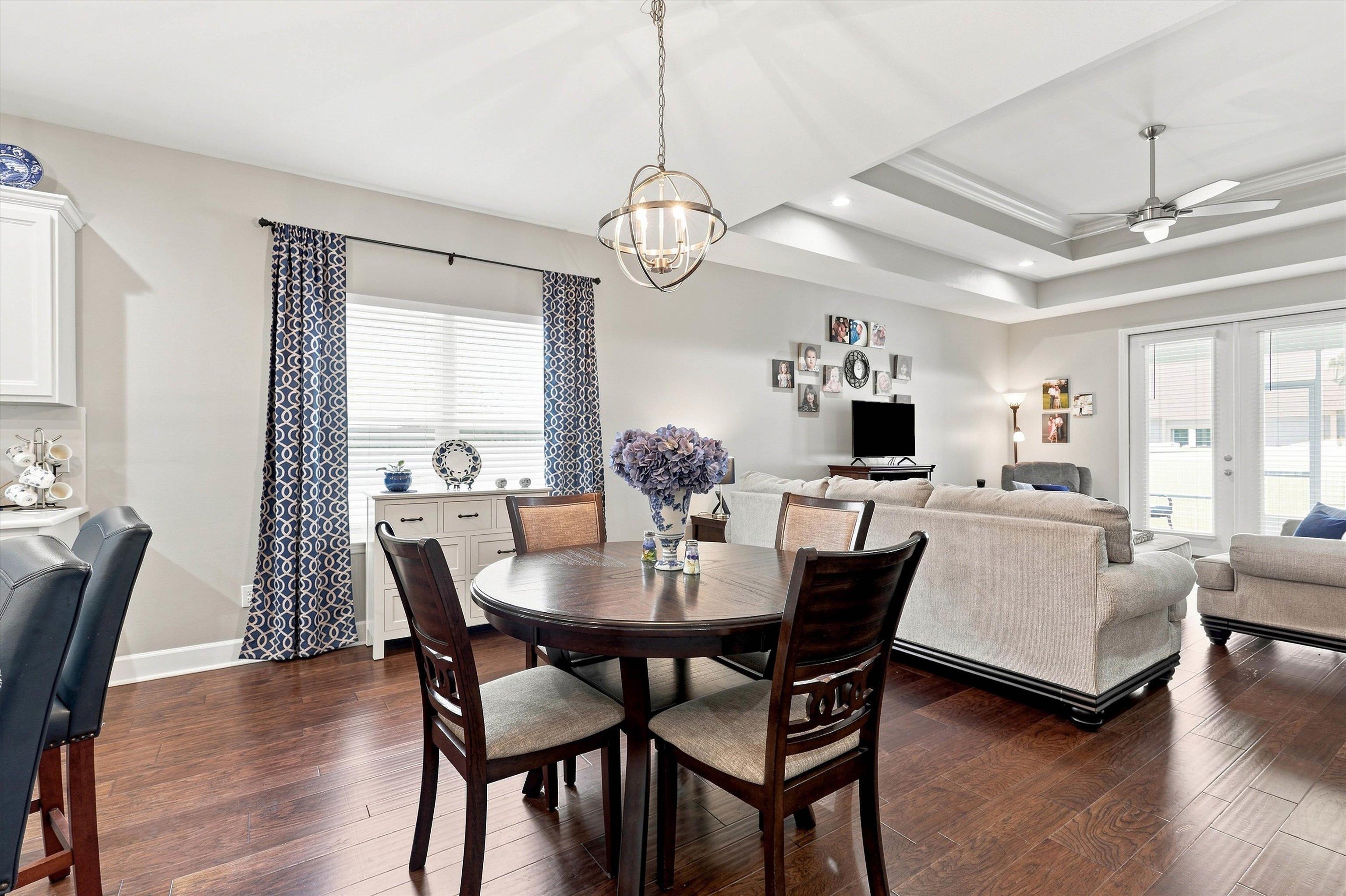 2335 Lexington Pond Way
