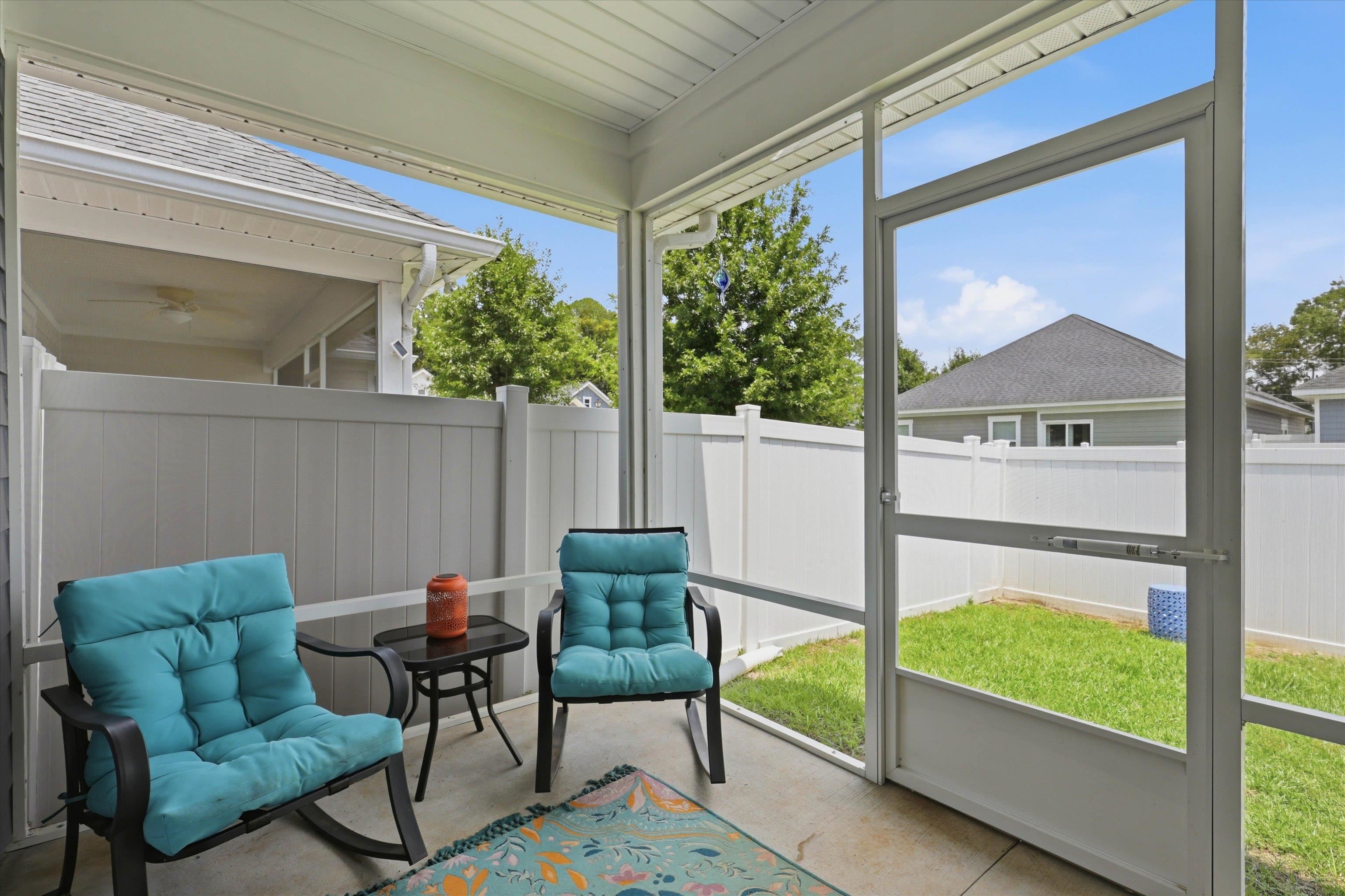 2335 Lexington Pond Way