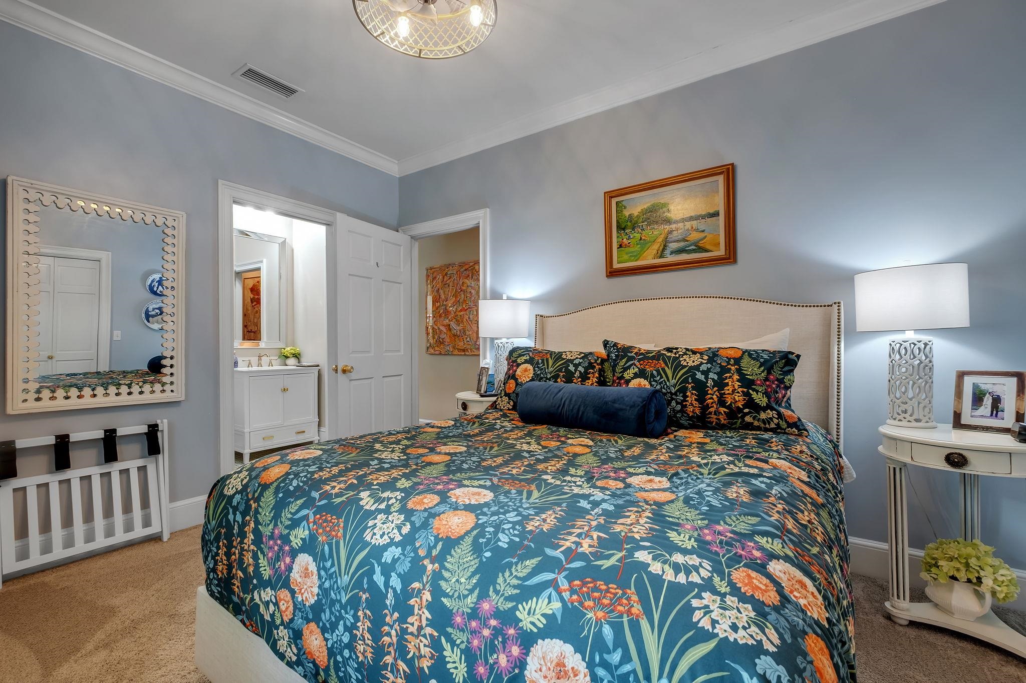 5059 Centennial Oak Circle