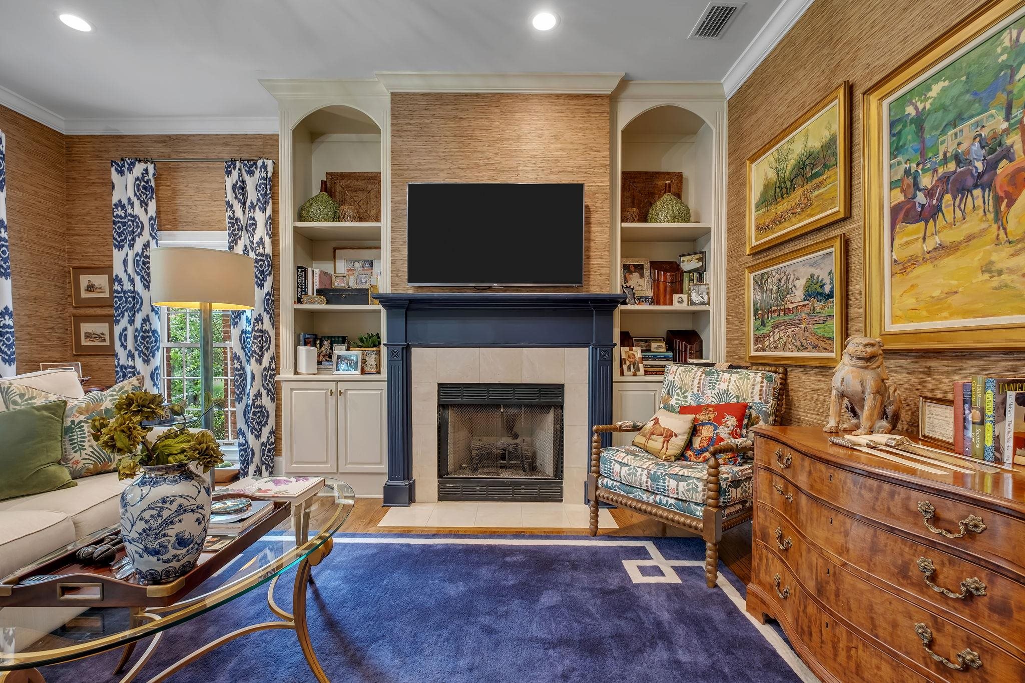 5059 Centennial Oak Circle