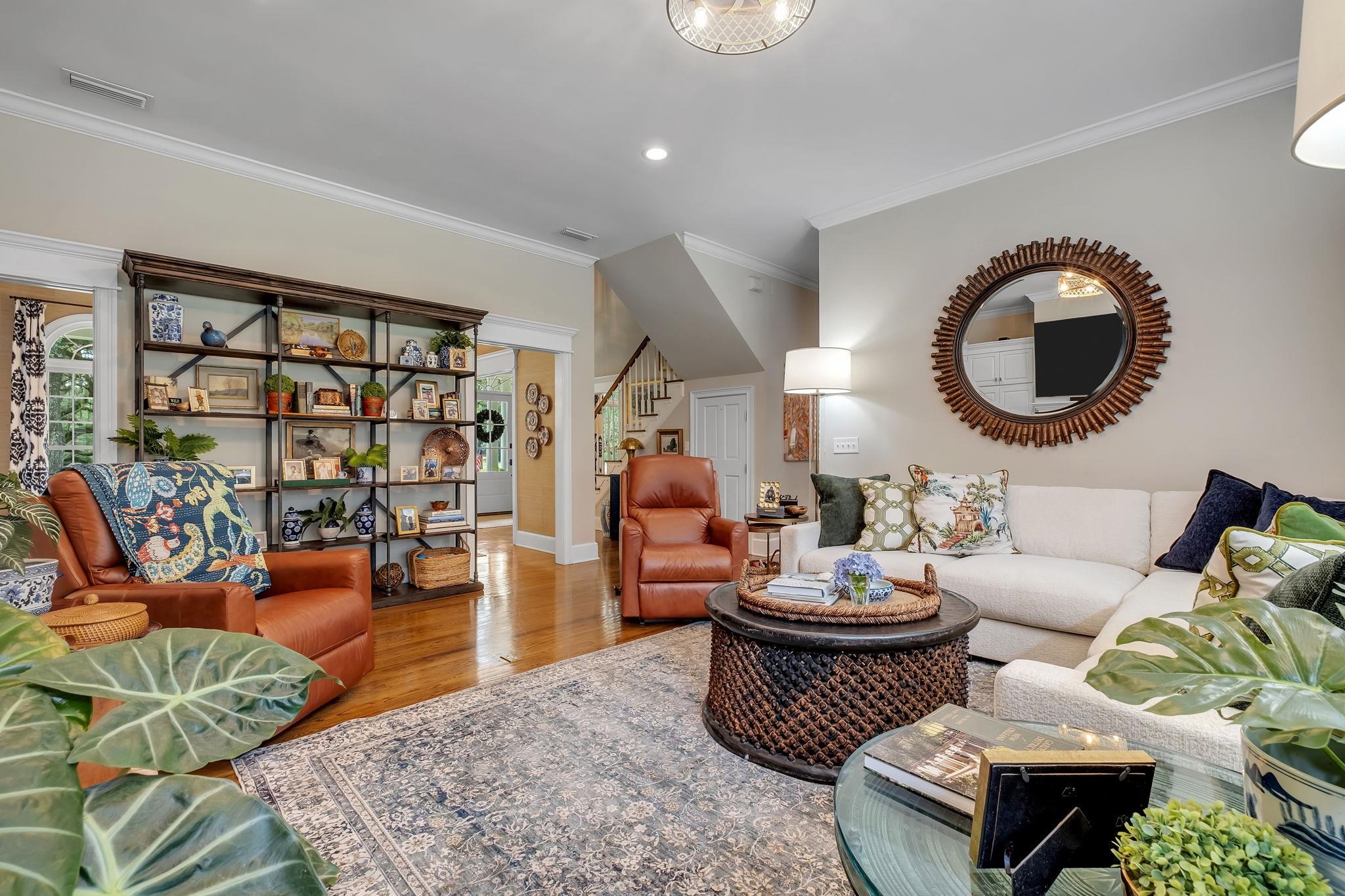 5059 Centennial Oak Circle