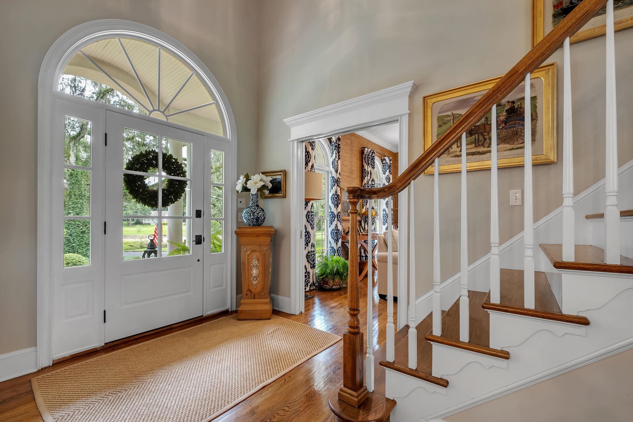 5059 Centennial Oak Circle