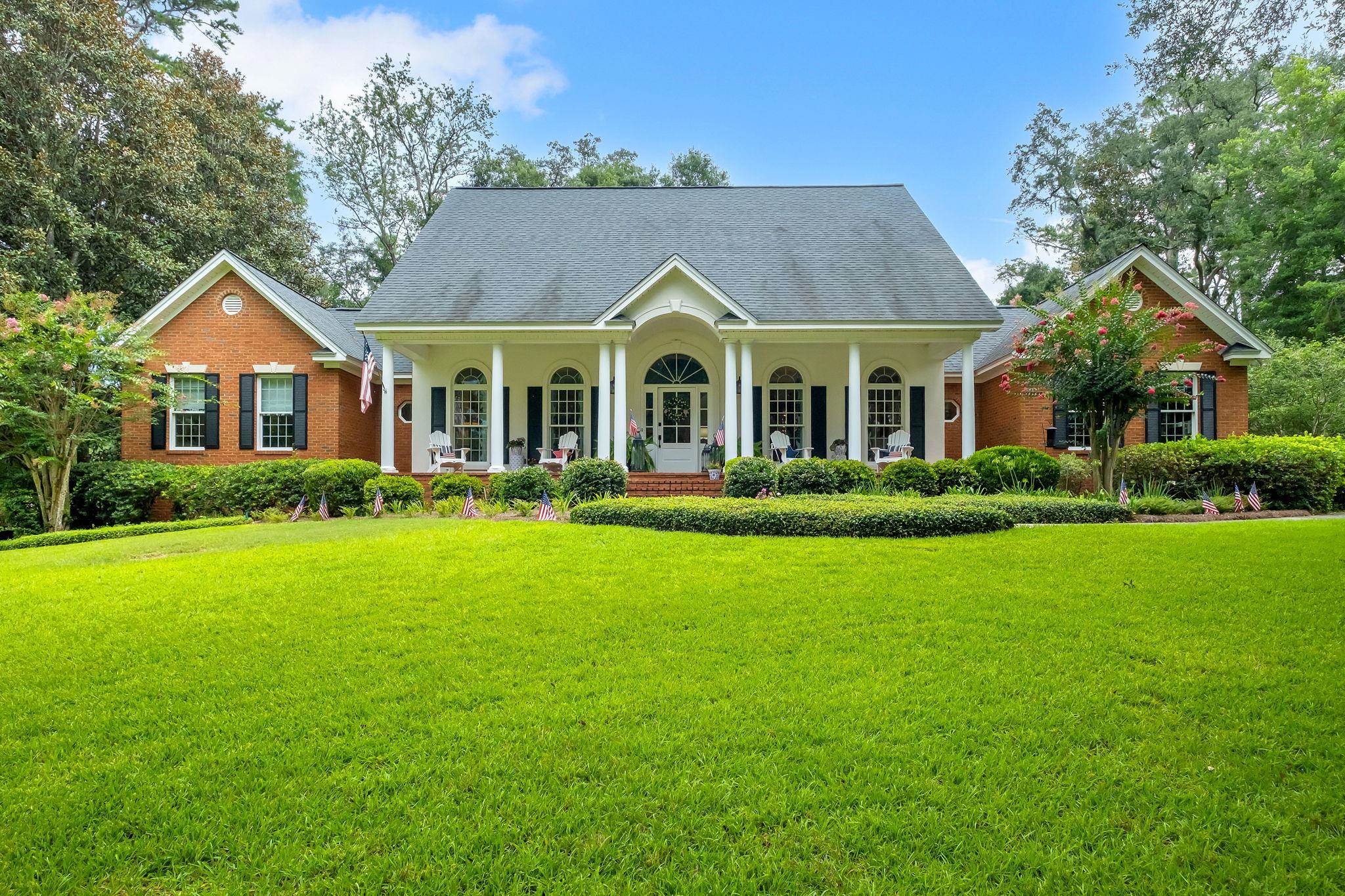 5059 Centennial Oak Circle