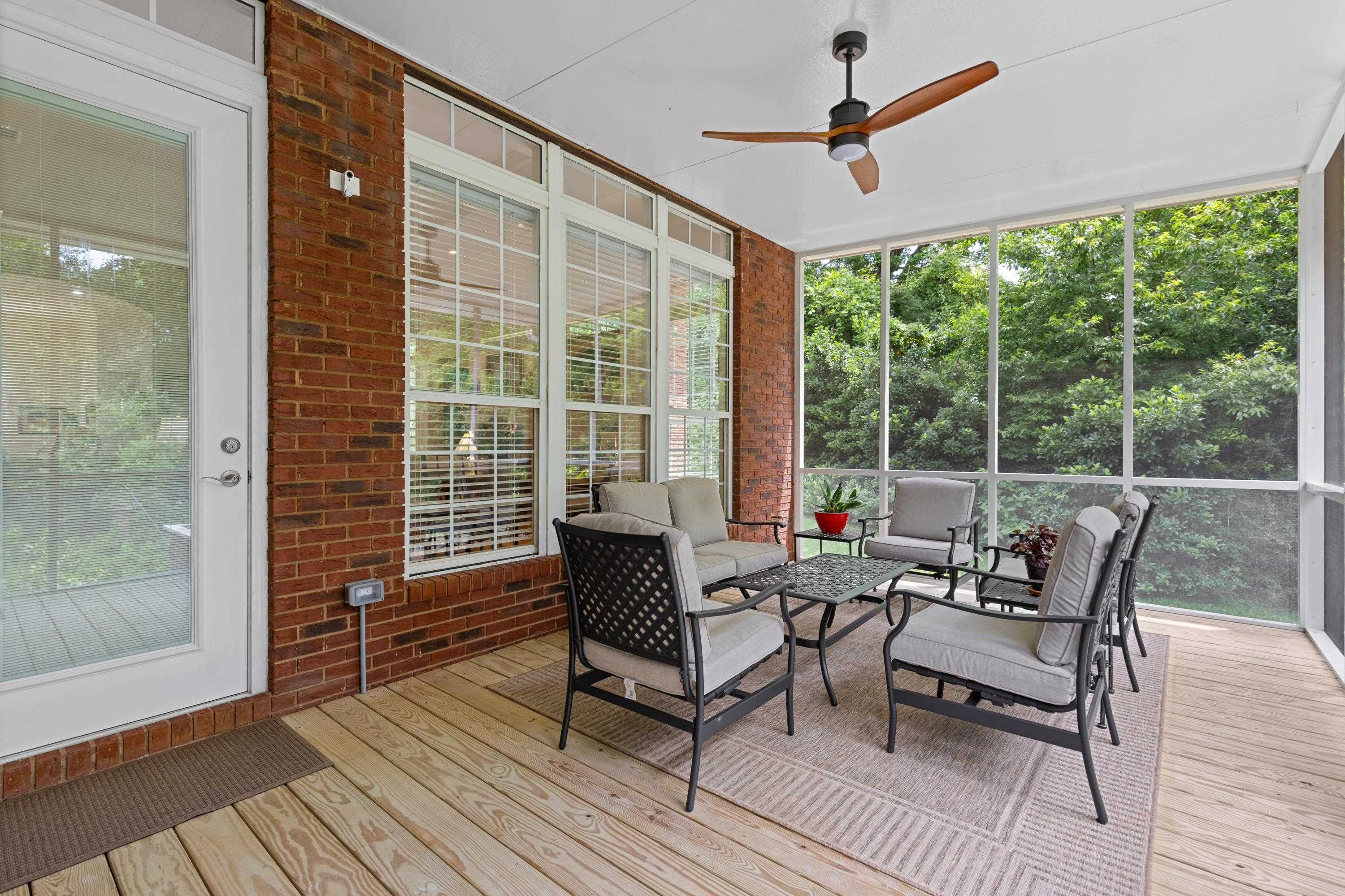 1489 Vieux Carre Drive