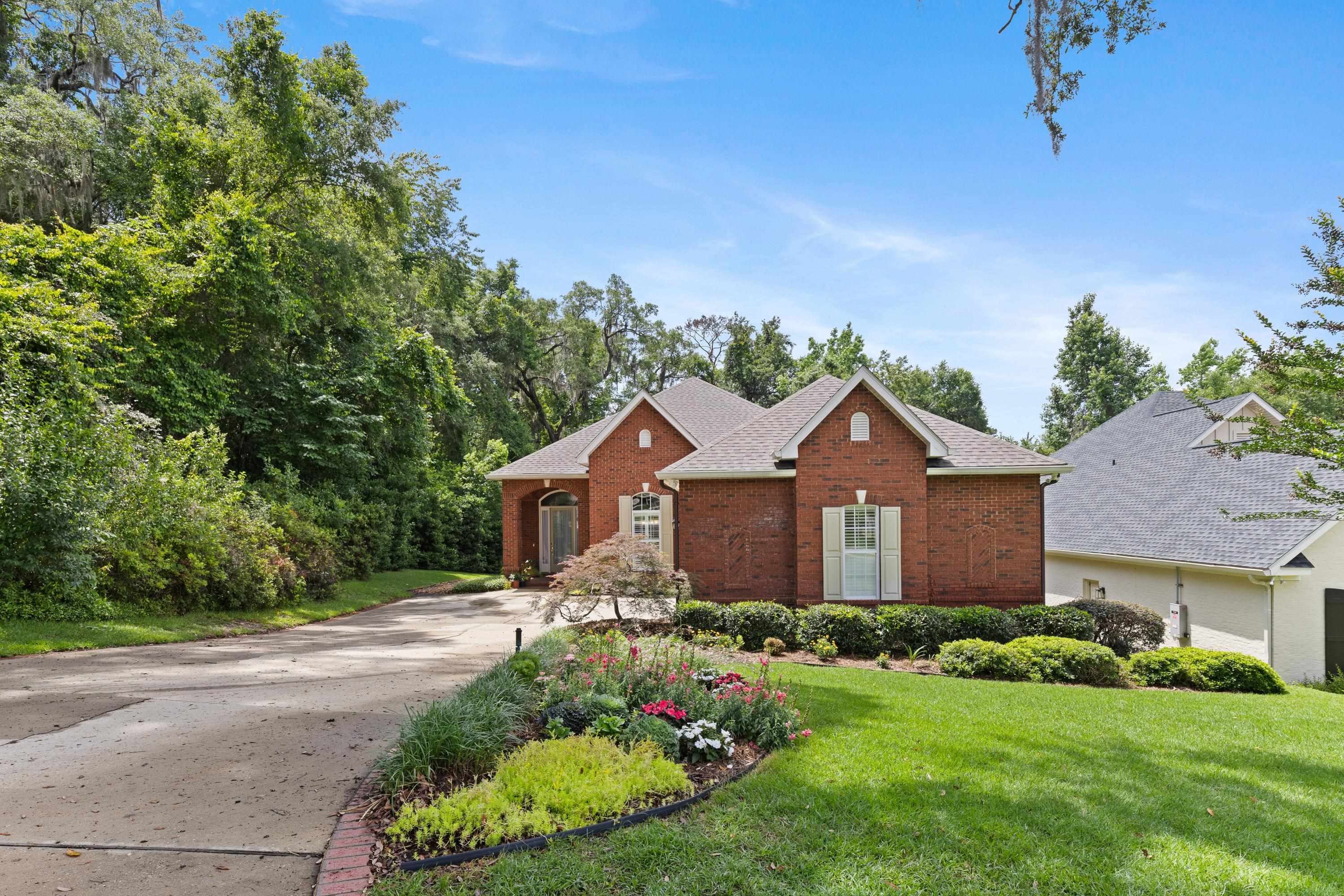 1489 Vieux Carre Drive