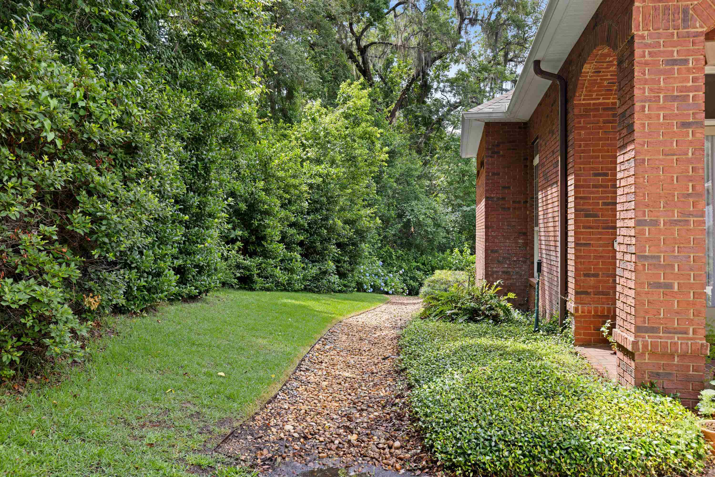 1489 Vieux Carre Drive