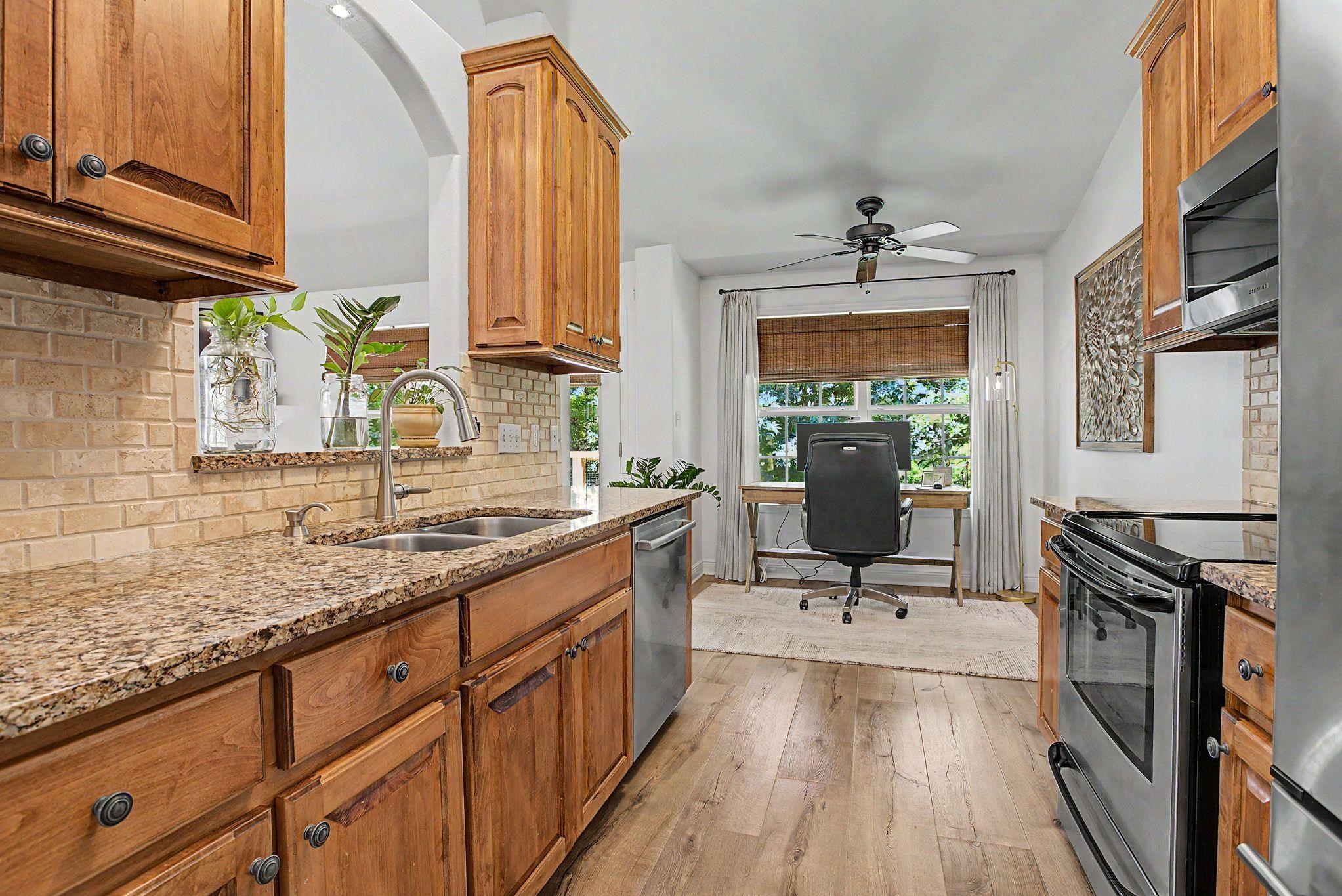 3440 Cedarwood Trail