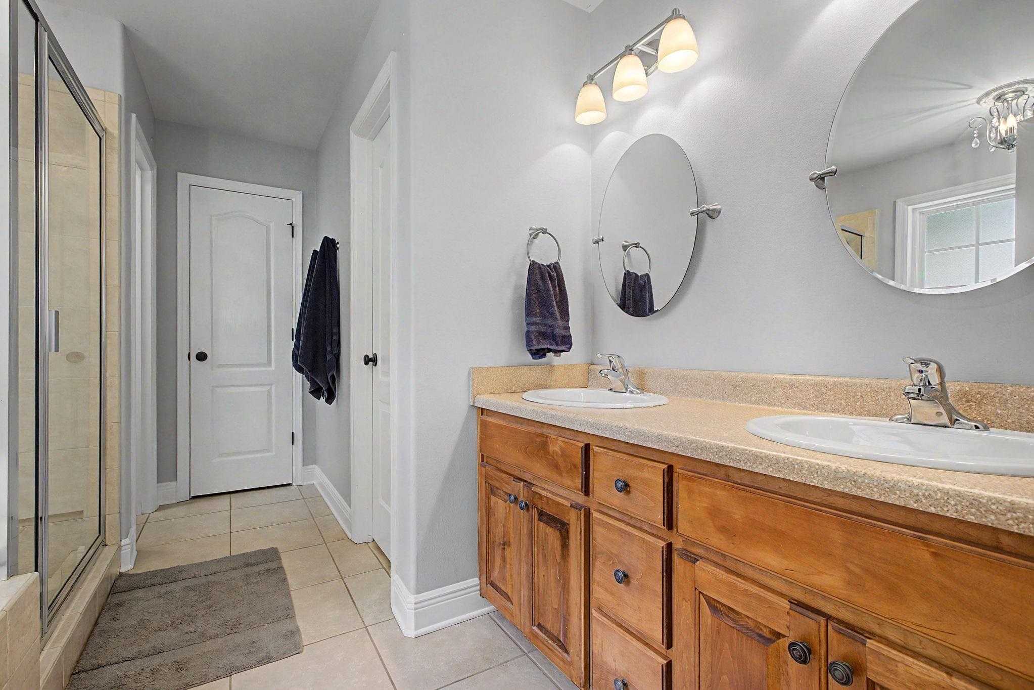 3440 Cedarwood Trail