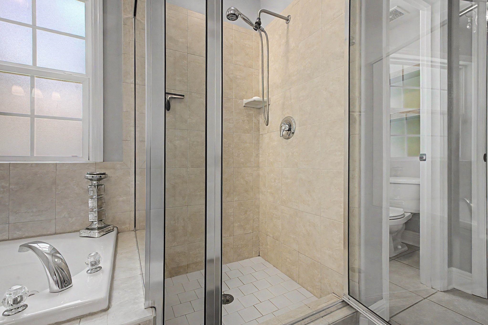 3440 Cedarwood Trail