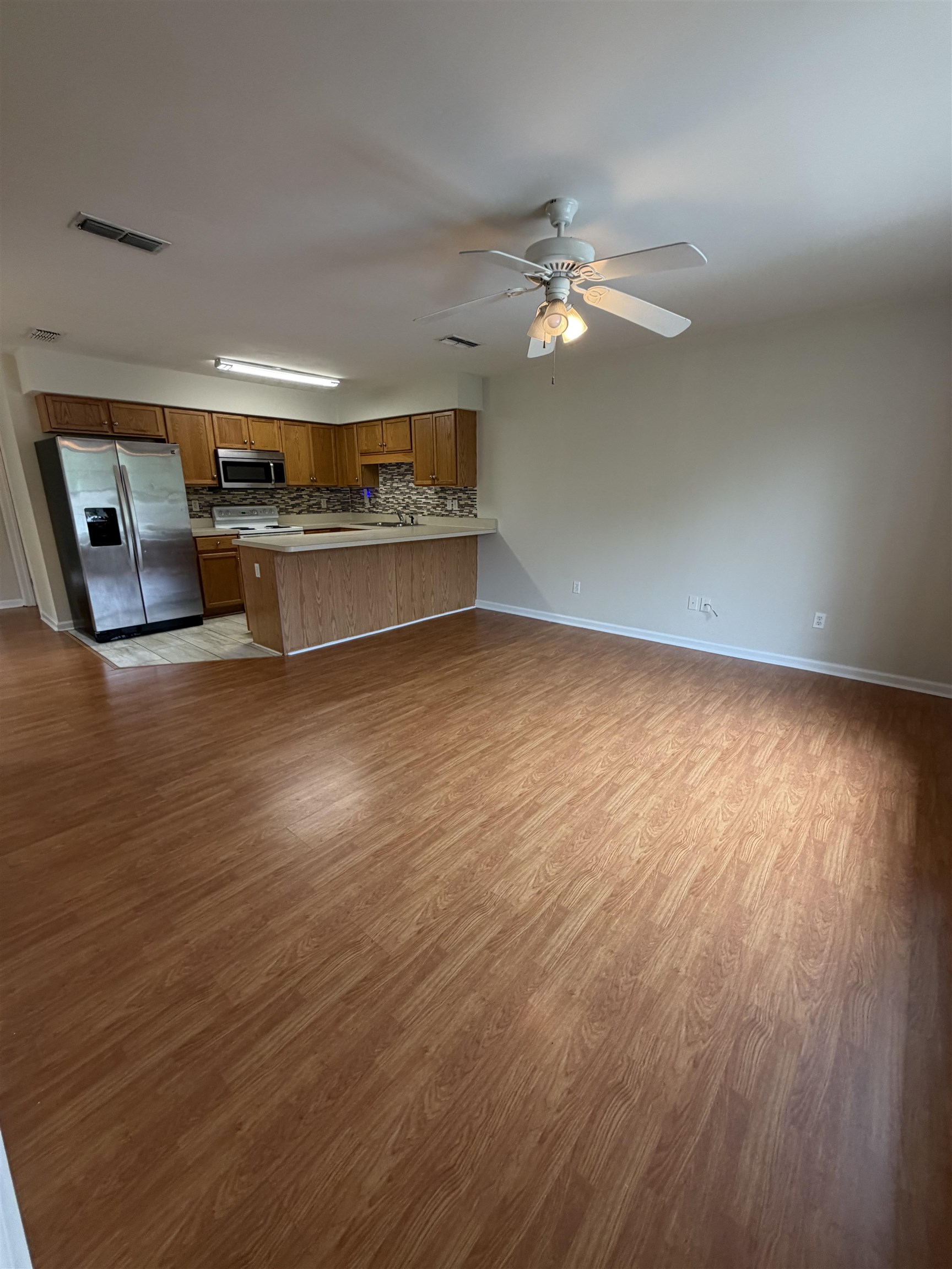 1409-1 Deer Haven Lane Unit: 1