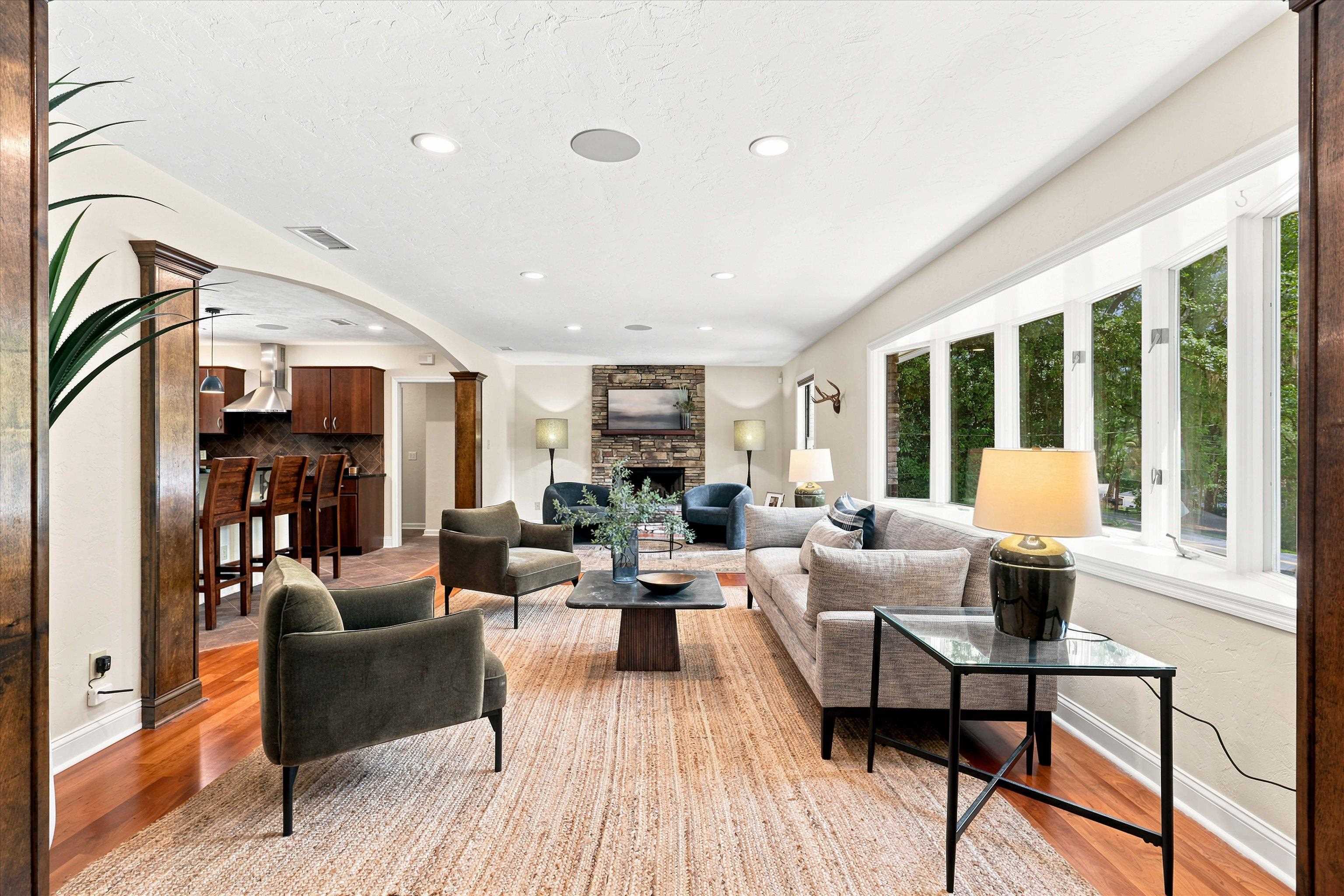 2220 Armistead Road