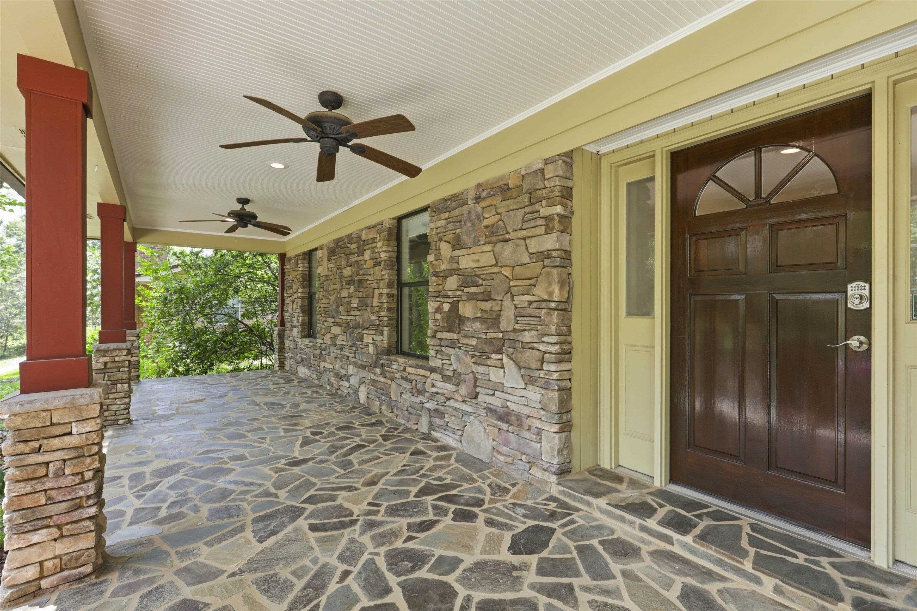 2220 Armistead Road