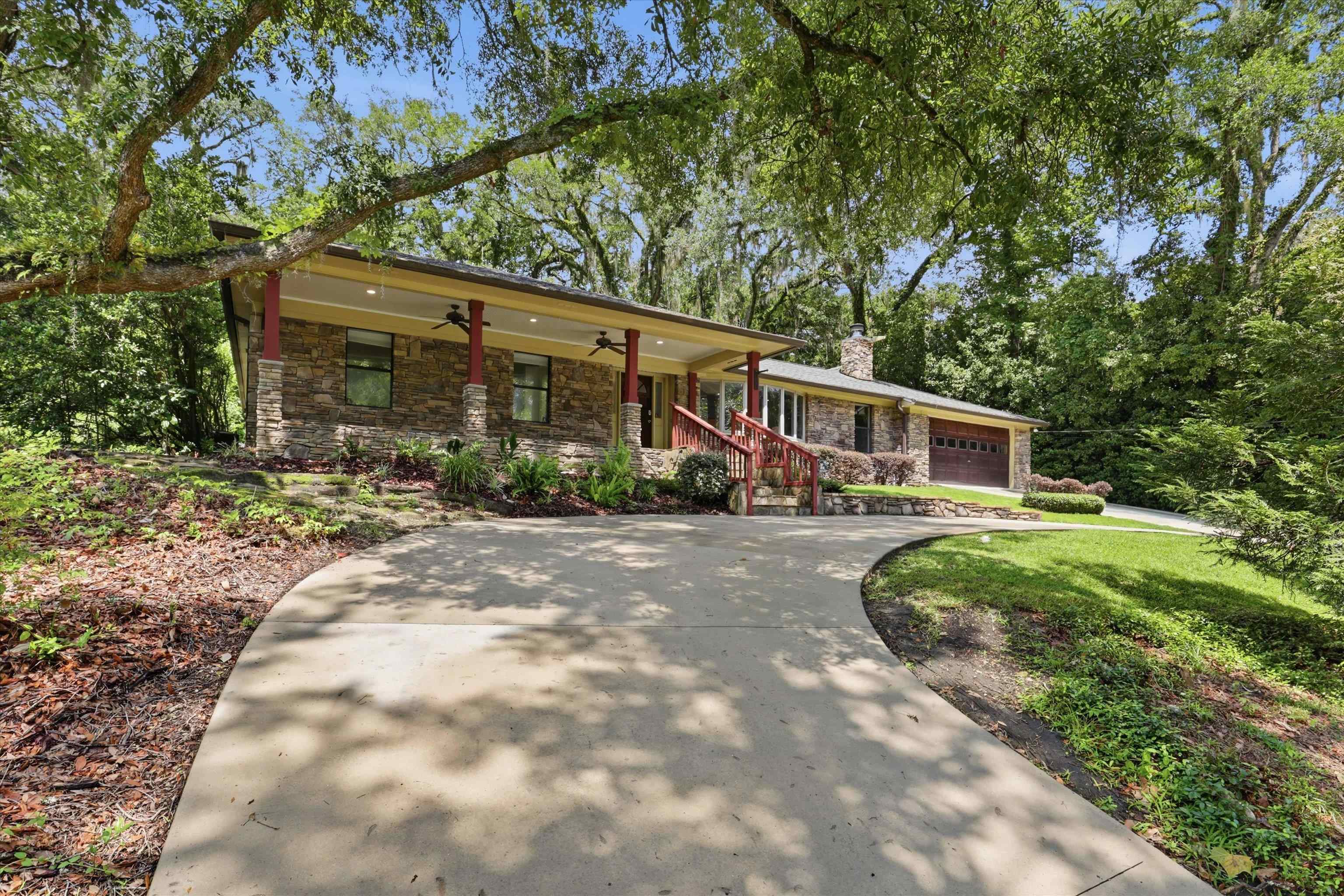2220 Armistead Road