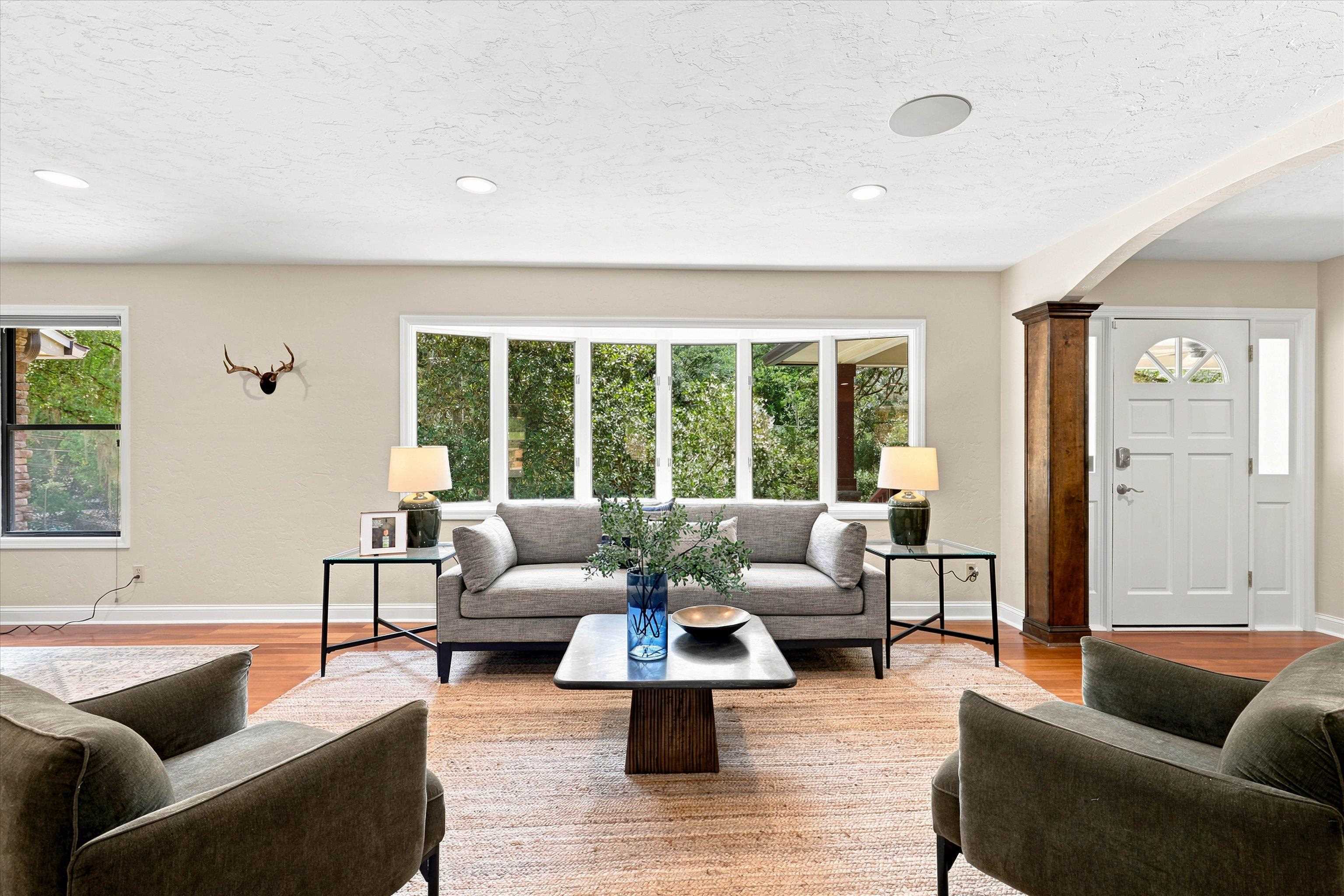 2220 Armistead Road