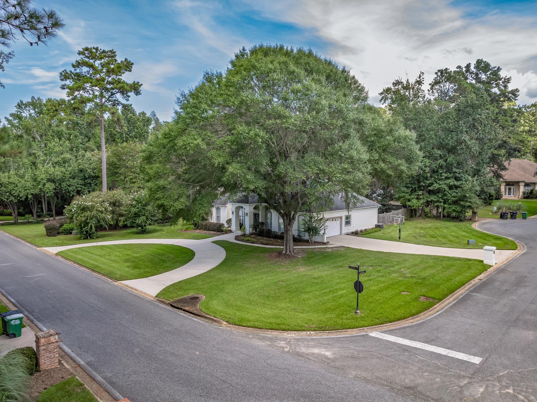 8893 Saltcoates Court