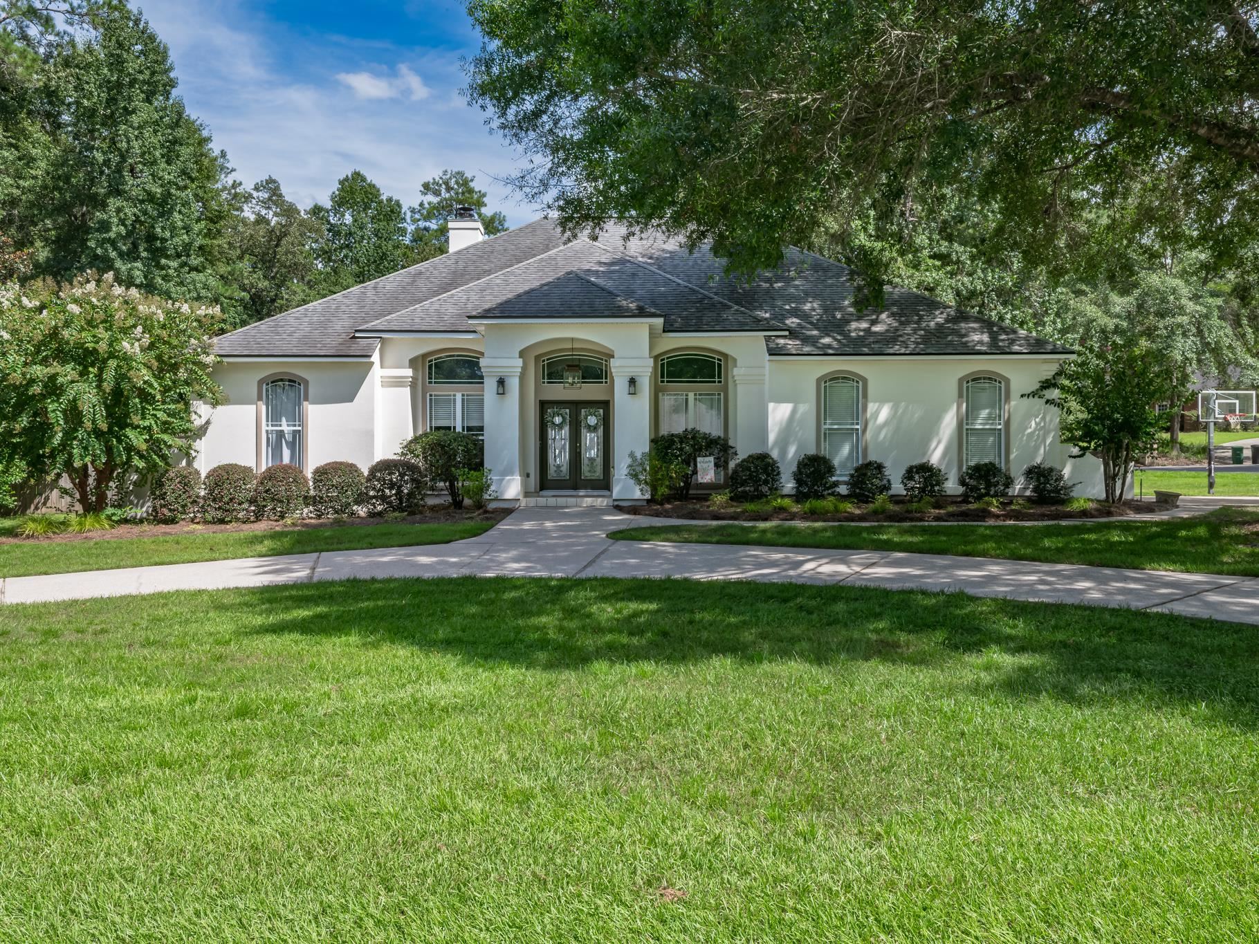 8893 Saltcoates Court
