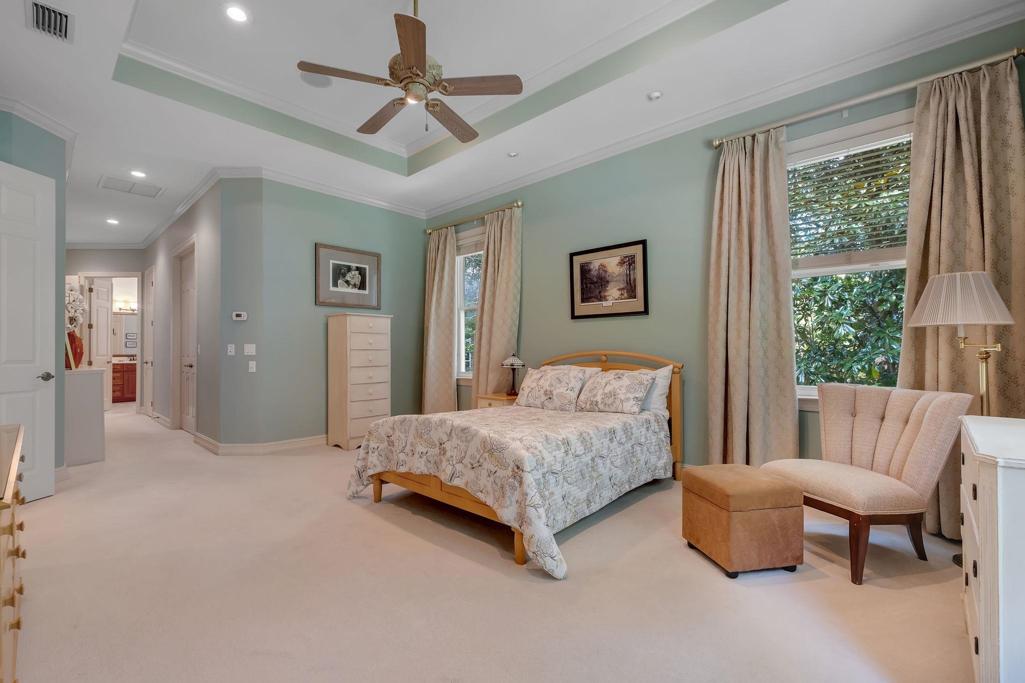 3129 Rue Royale