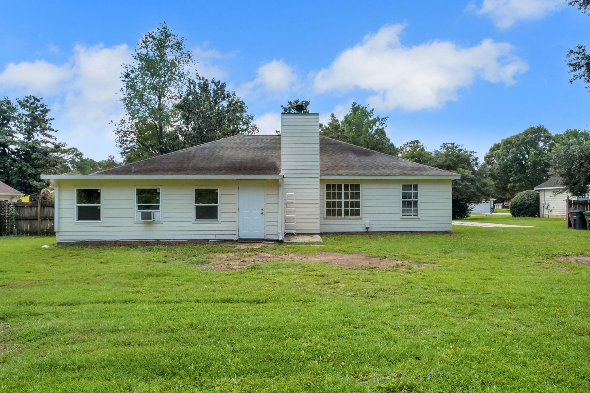 9870 Brookhollow Lane