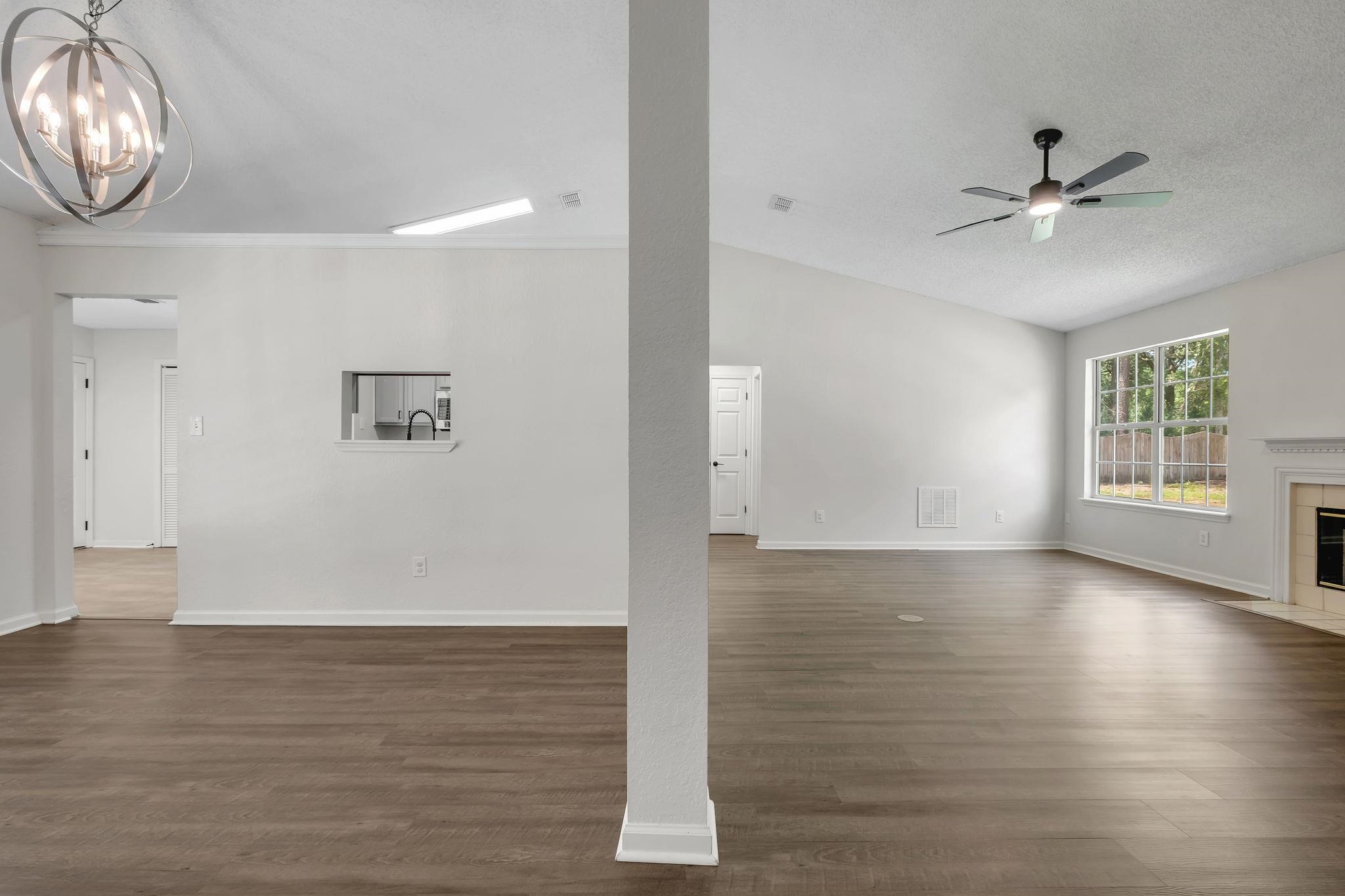 9870 Brookhollow Lane