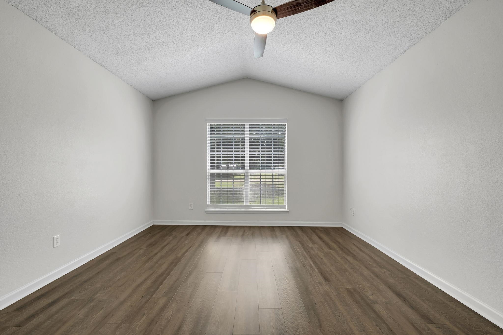 9870 Brookhollow Lane