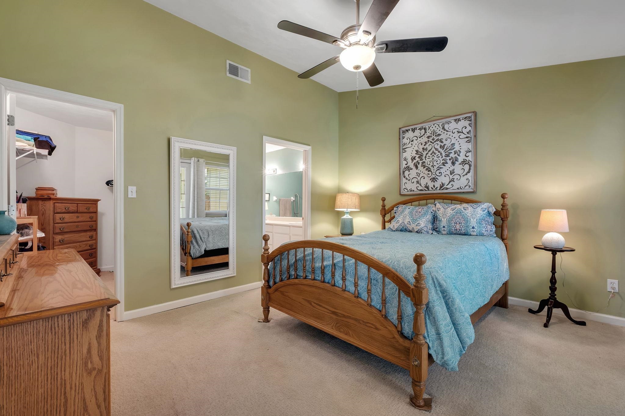 1348 MOSSWOOD CHASE