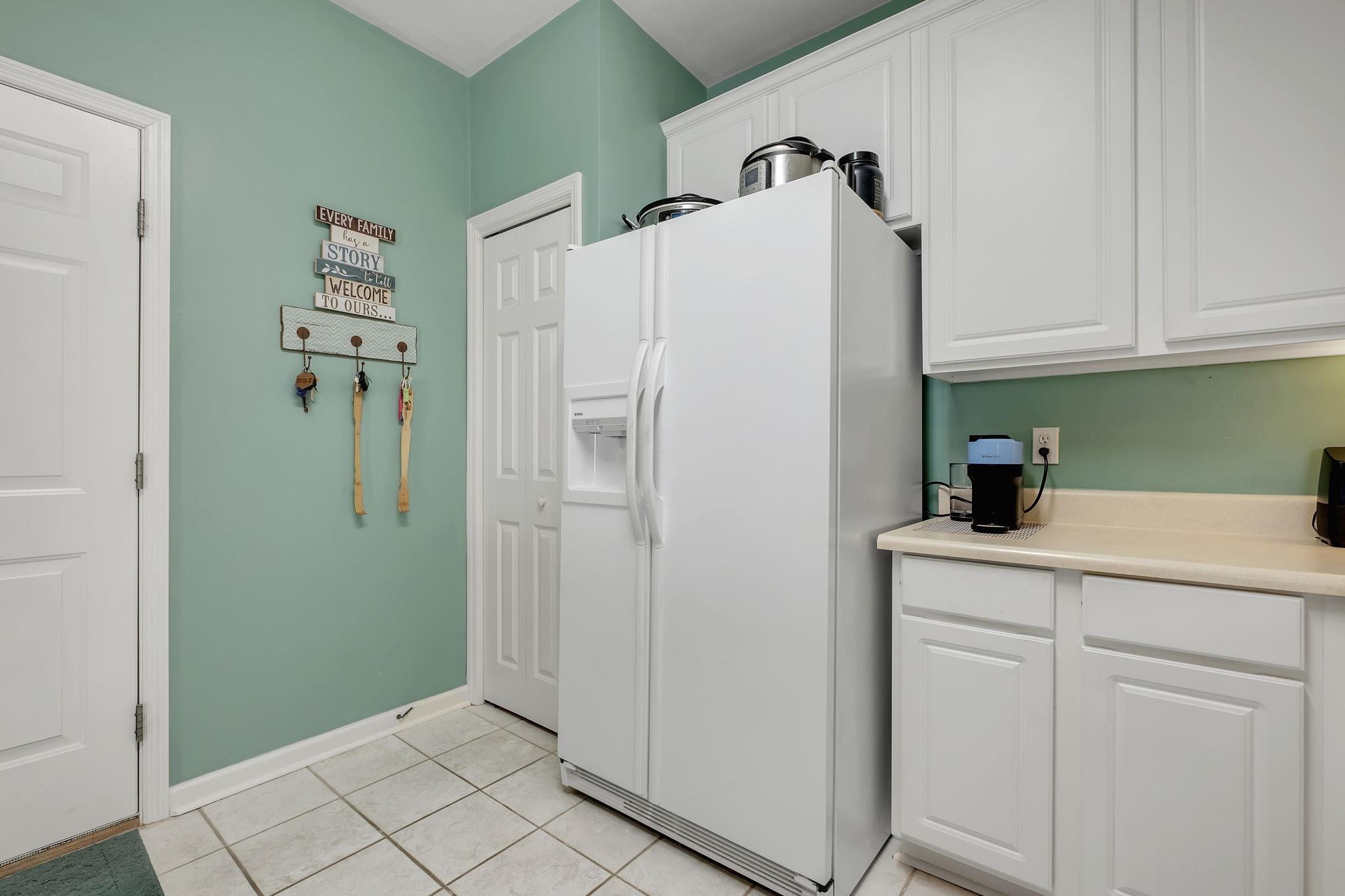 1348 MOSSWOOD CHASE