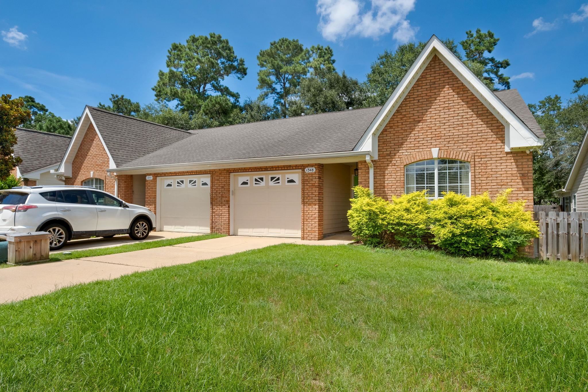 1348 MOSSWOOD CHASE