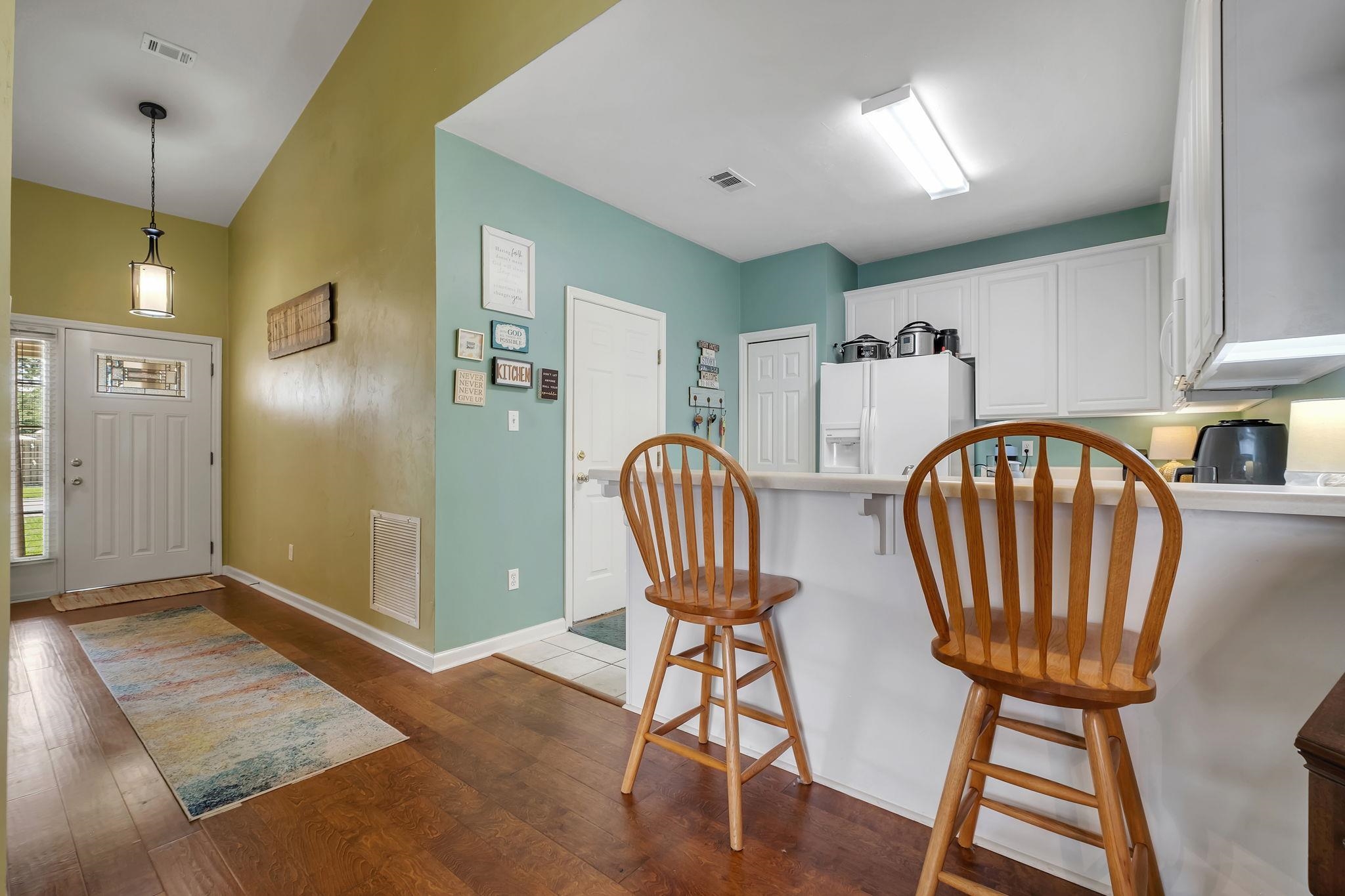 1348 MOSSWOOD CHASE