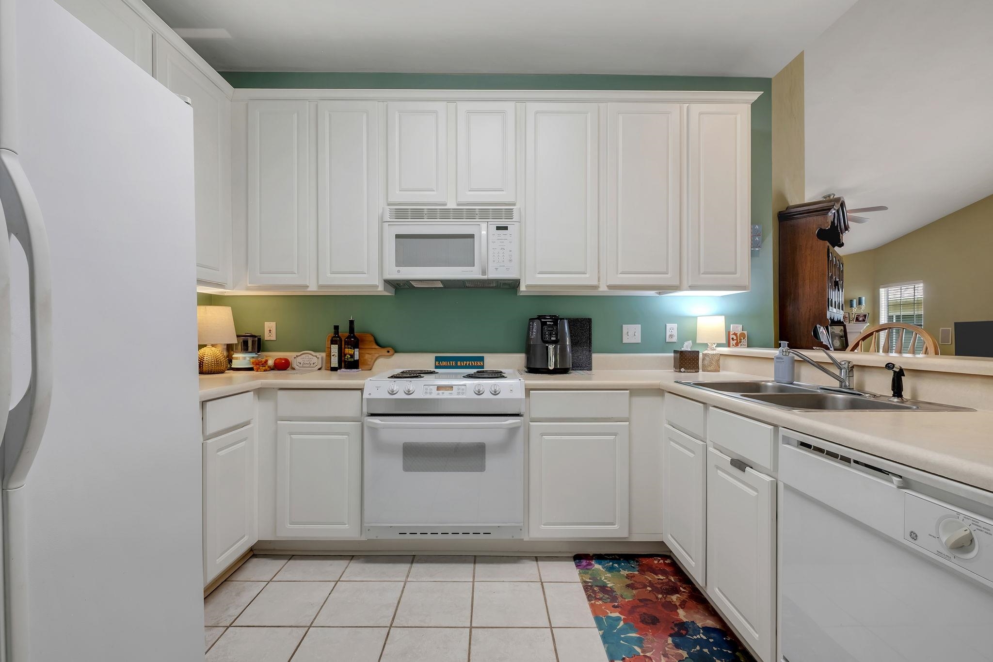 1348 MOSSWOOD CHASE