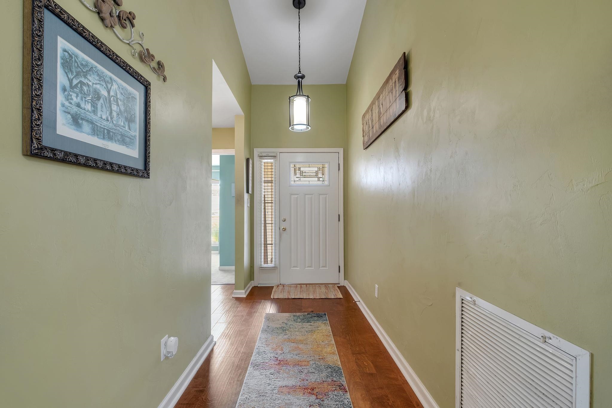 1348 MOSSWOOD CHASE