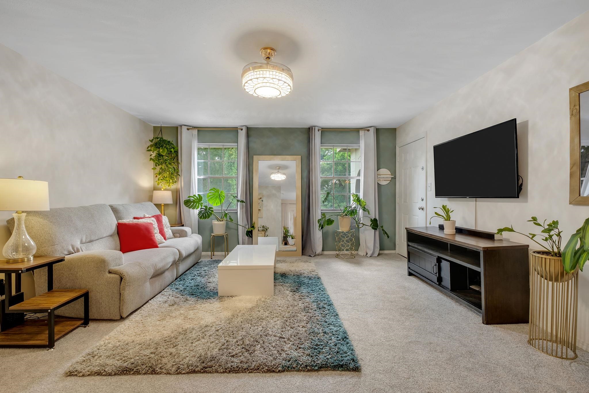 1951 N Meridian Road Unit: 84