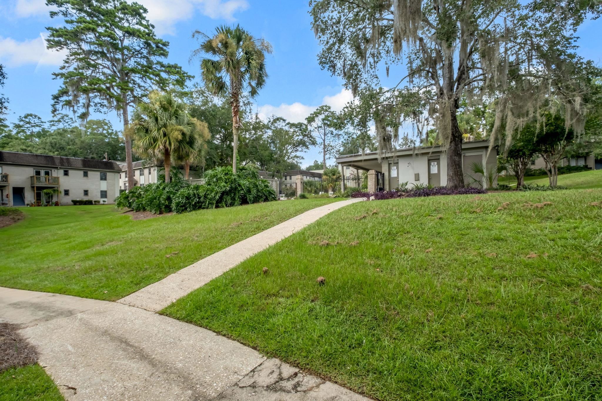 1951 N Meridian Road Unit: 84