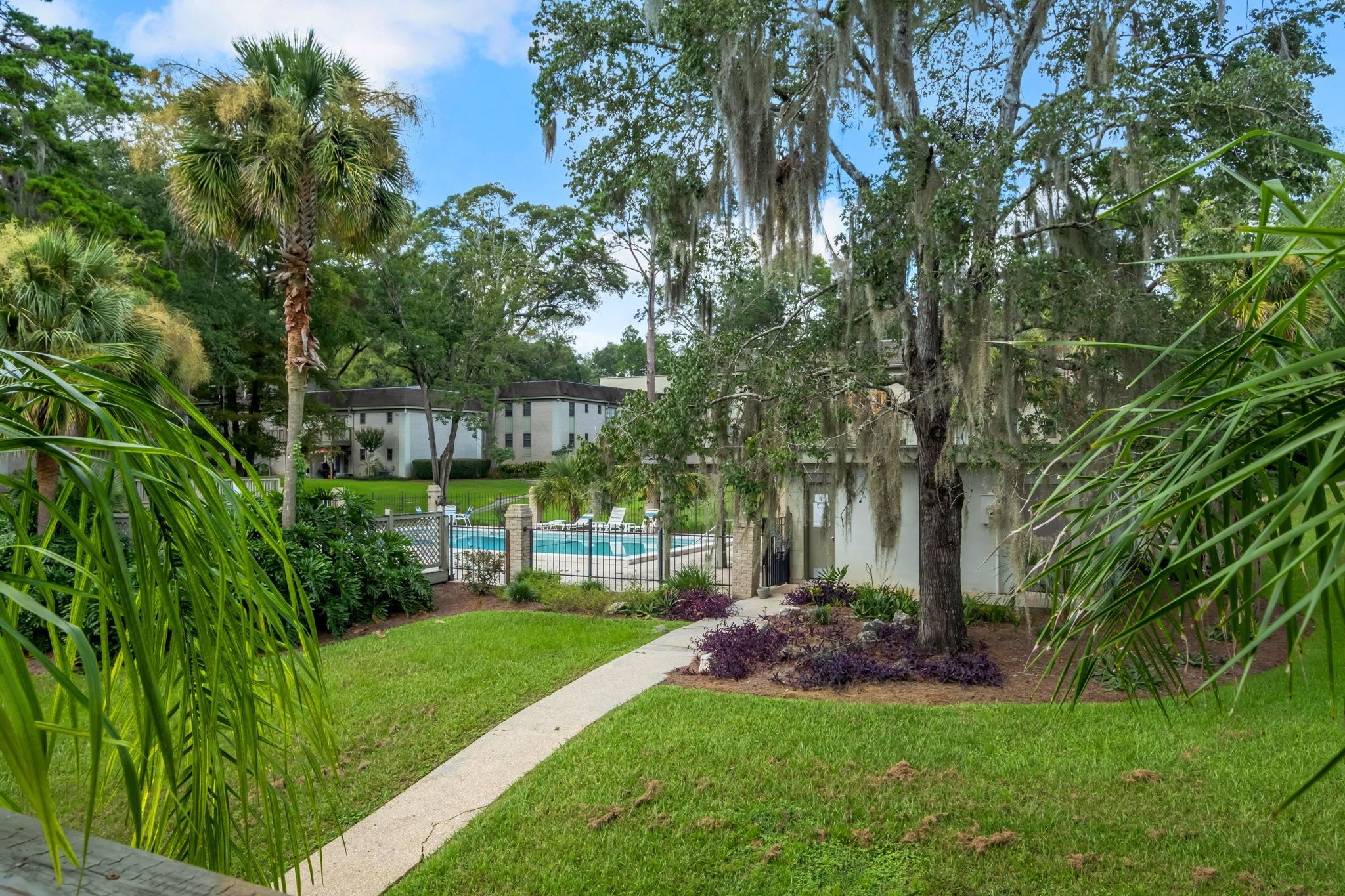 1951 N Meridian Road Unit: 84