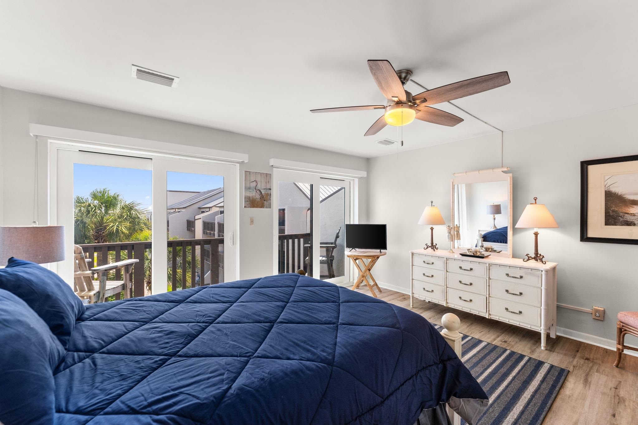 5717 Thomas Drive Unit: B133