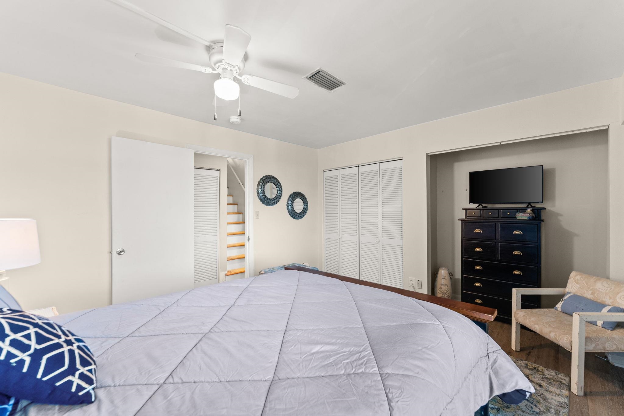 5717 Thomas Drive Unit: B133