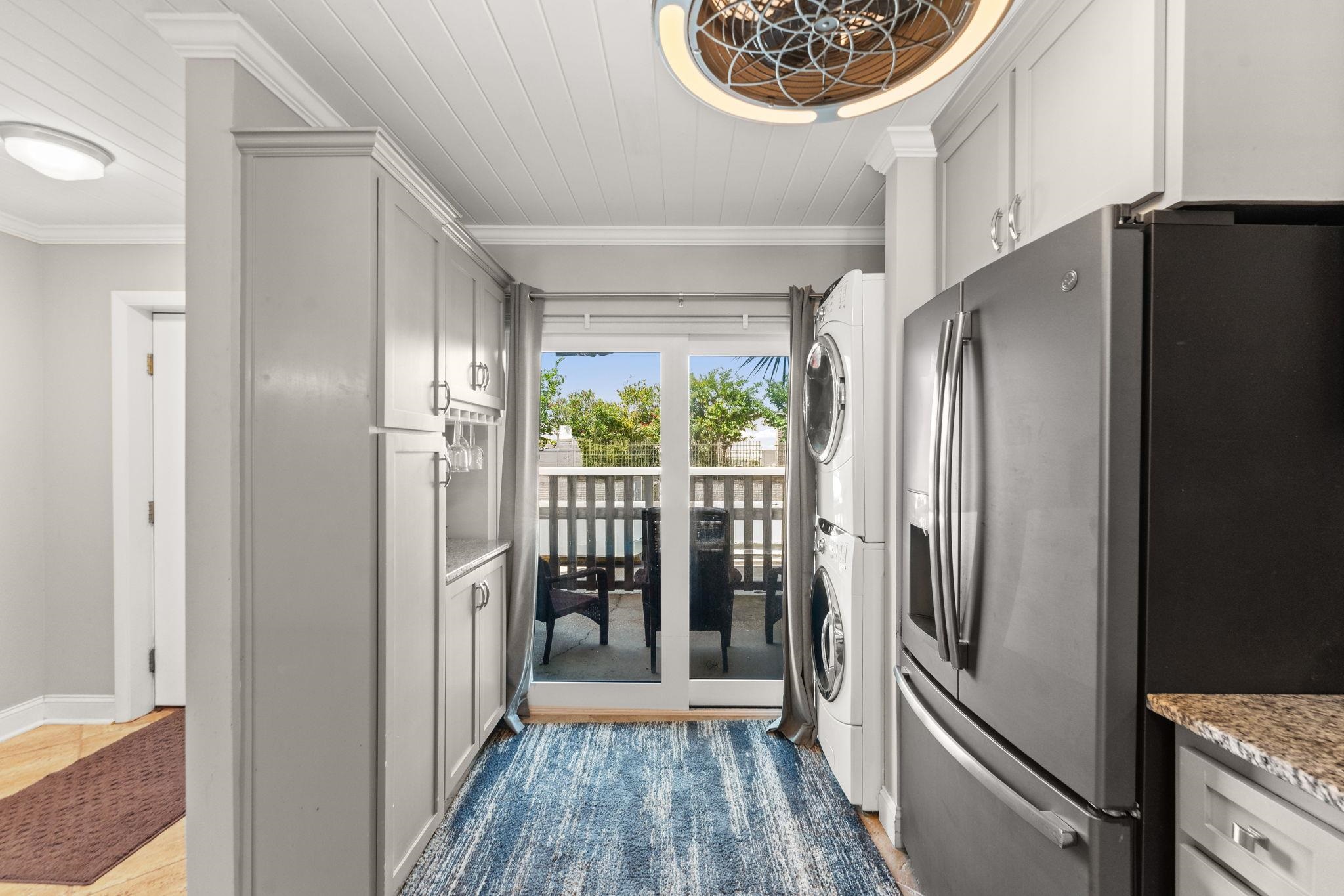 5717 Thomas Drive Unit: B133