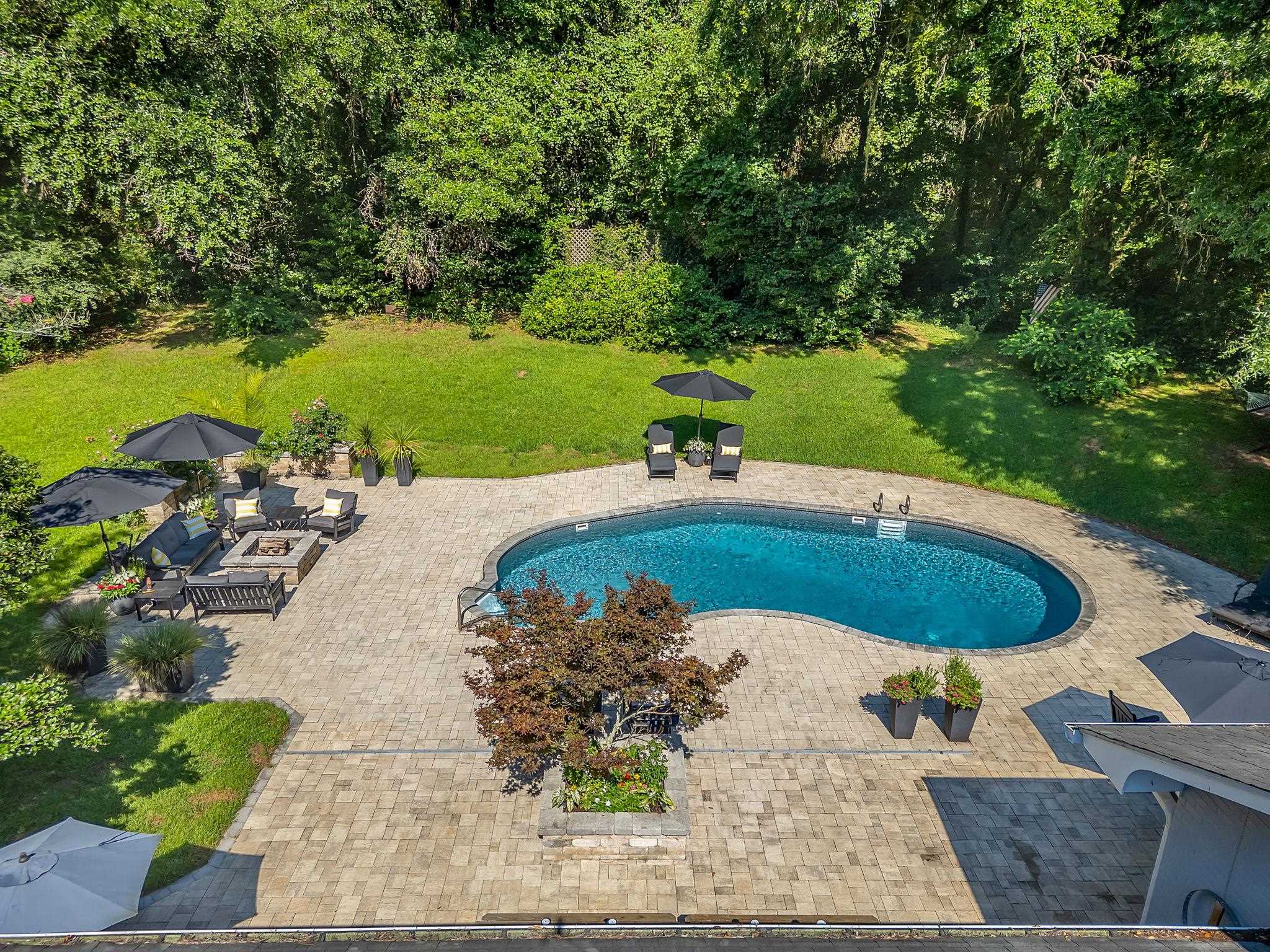 3332 CHARLESTON Road