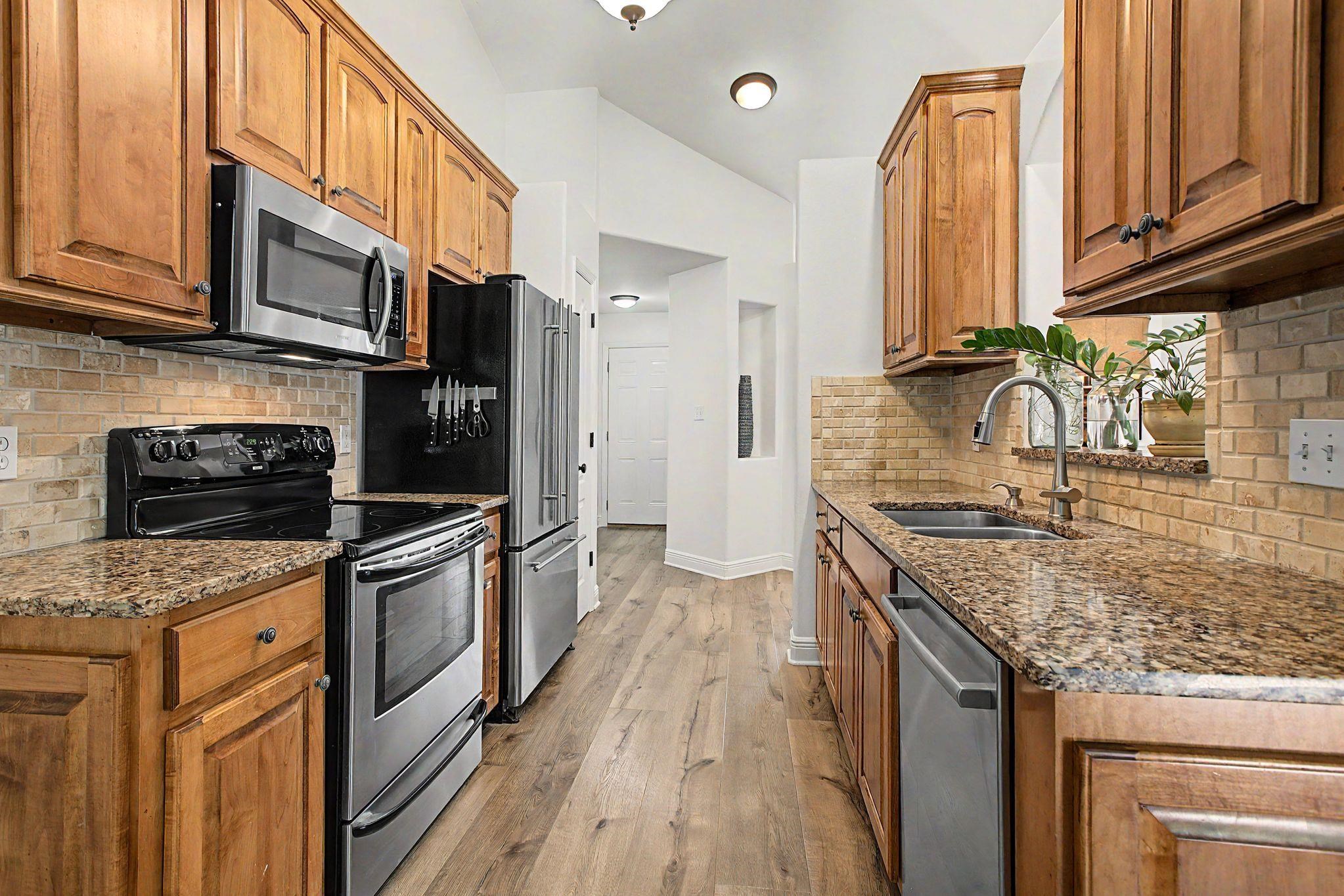 3440 Cedarwood Trail