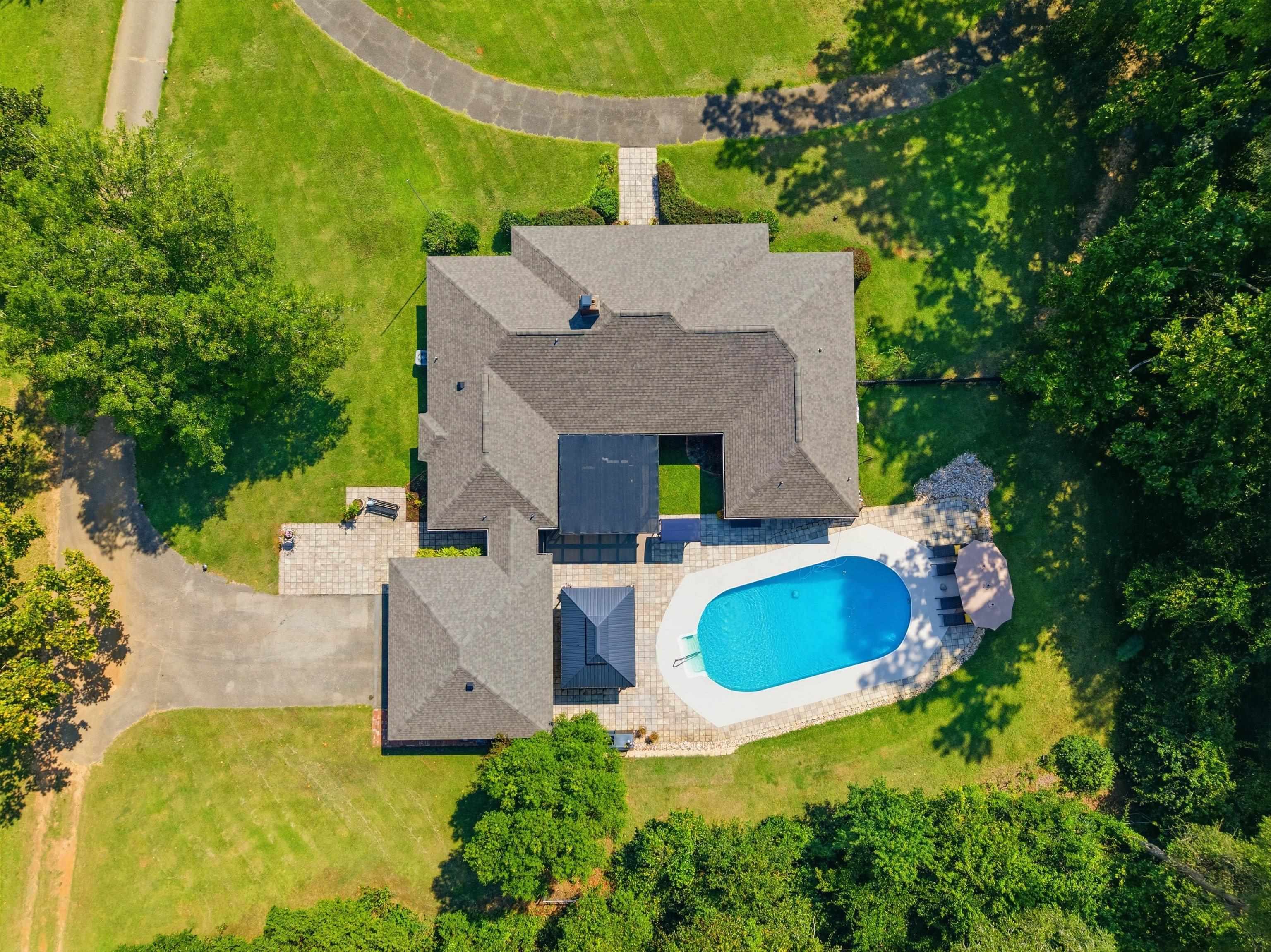 2596 Arendell Way