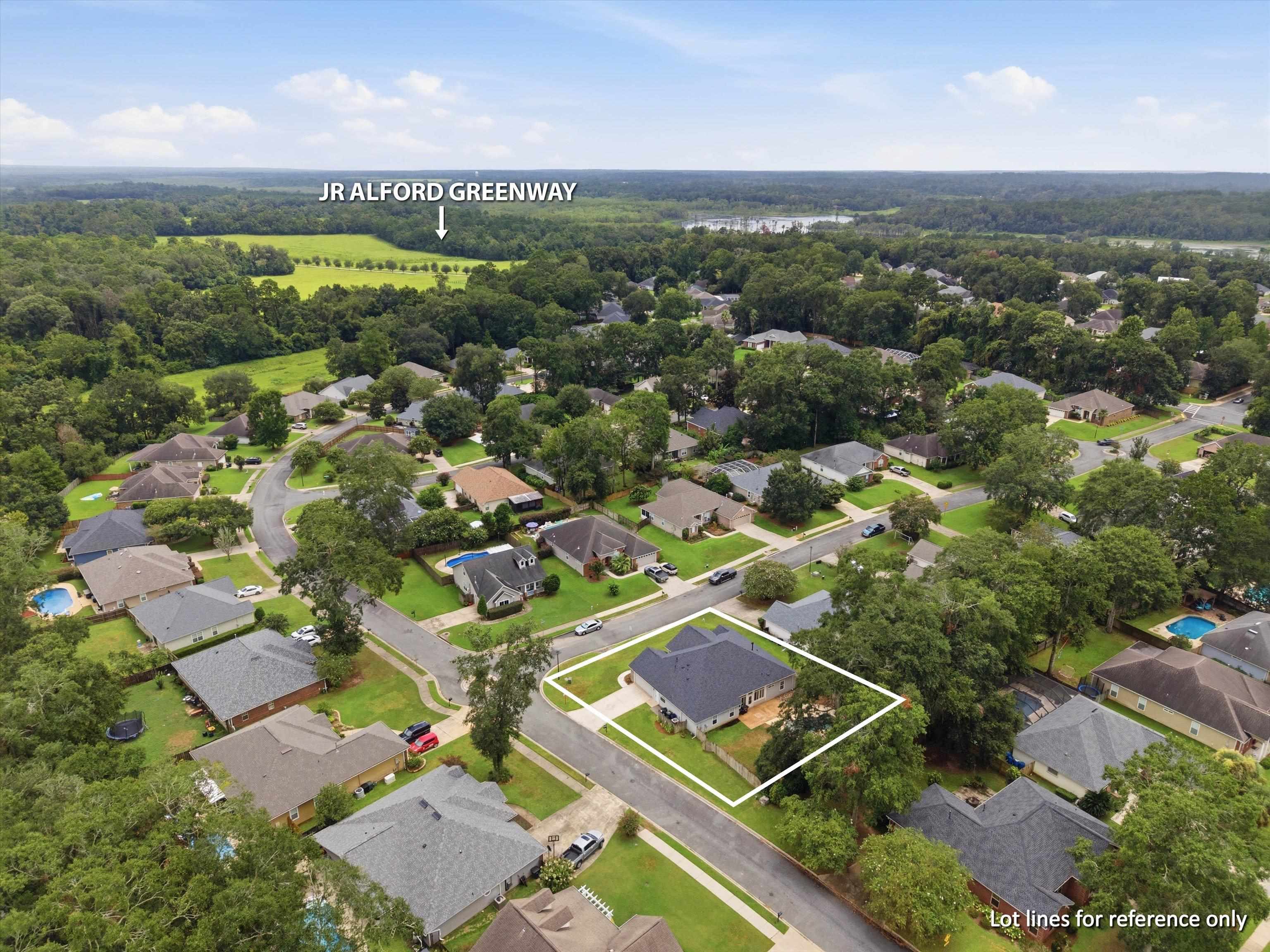 1004 Huron Trail