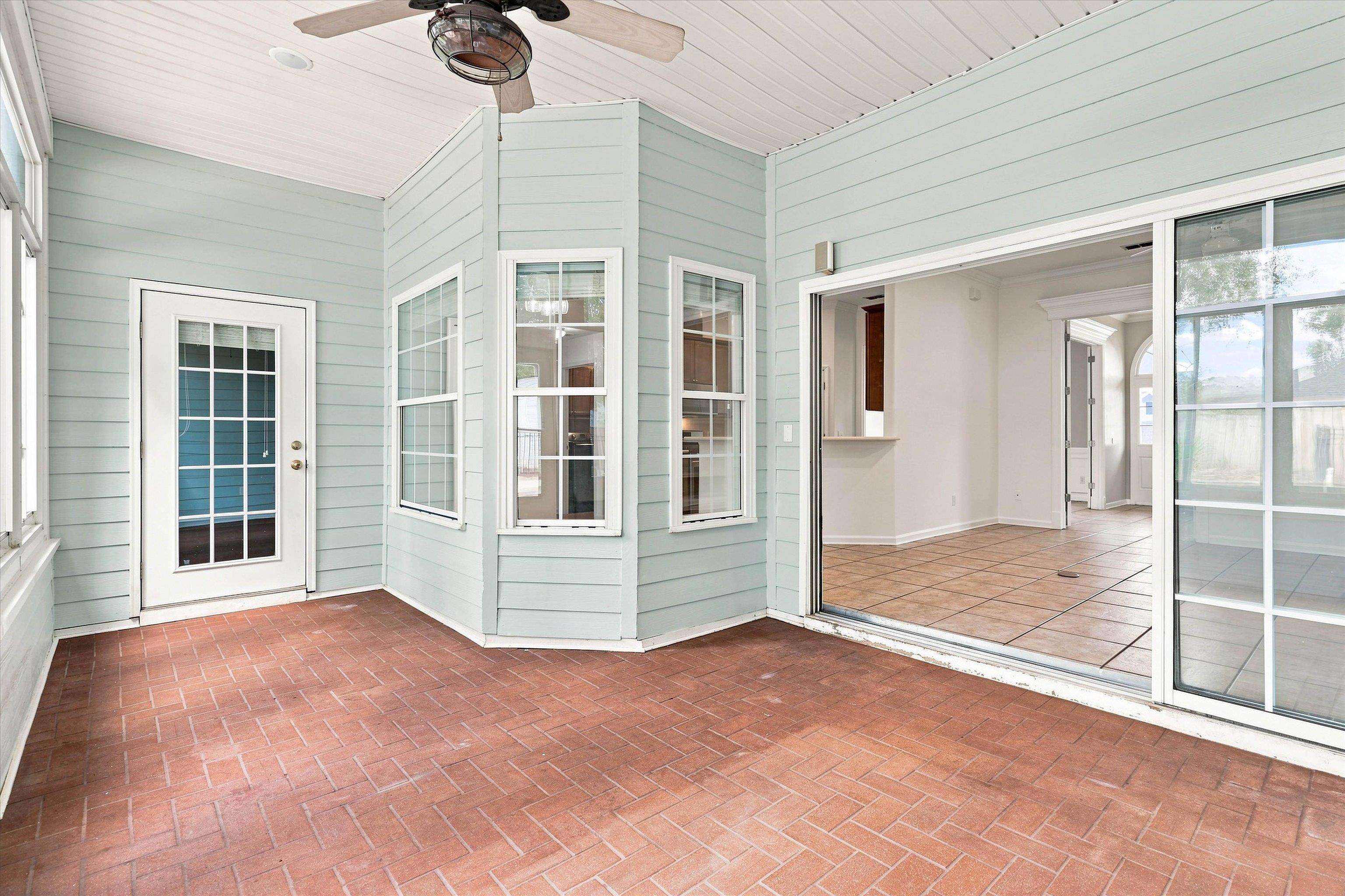1004 Huron Trail