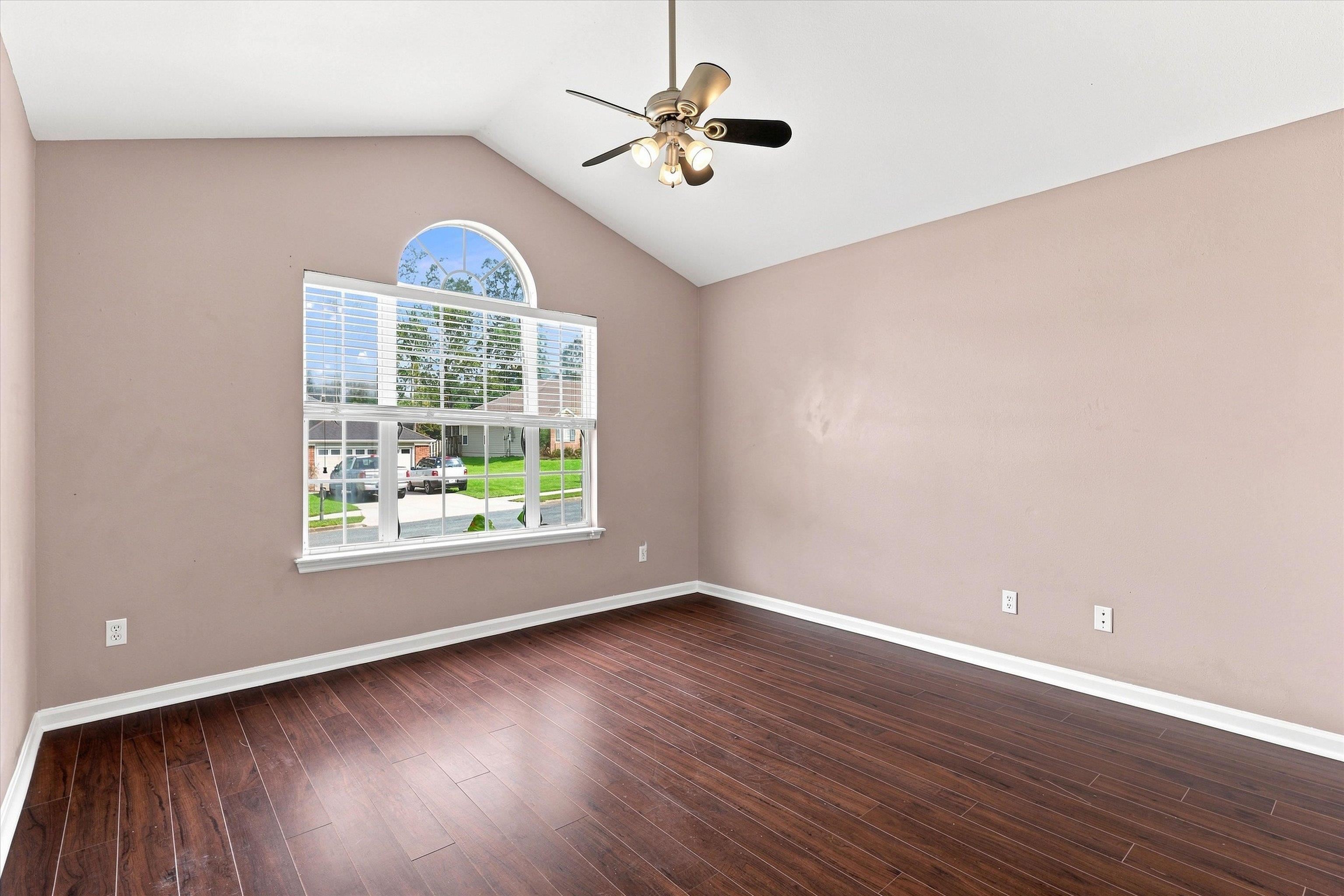 1004 Huron Trail