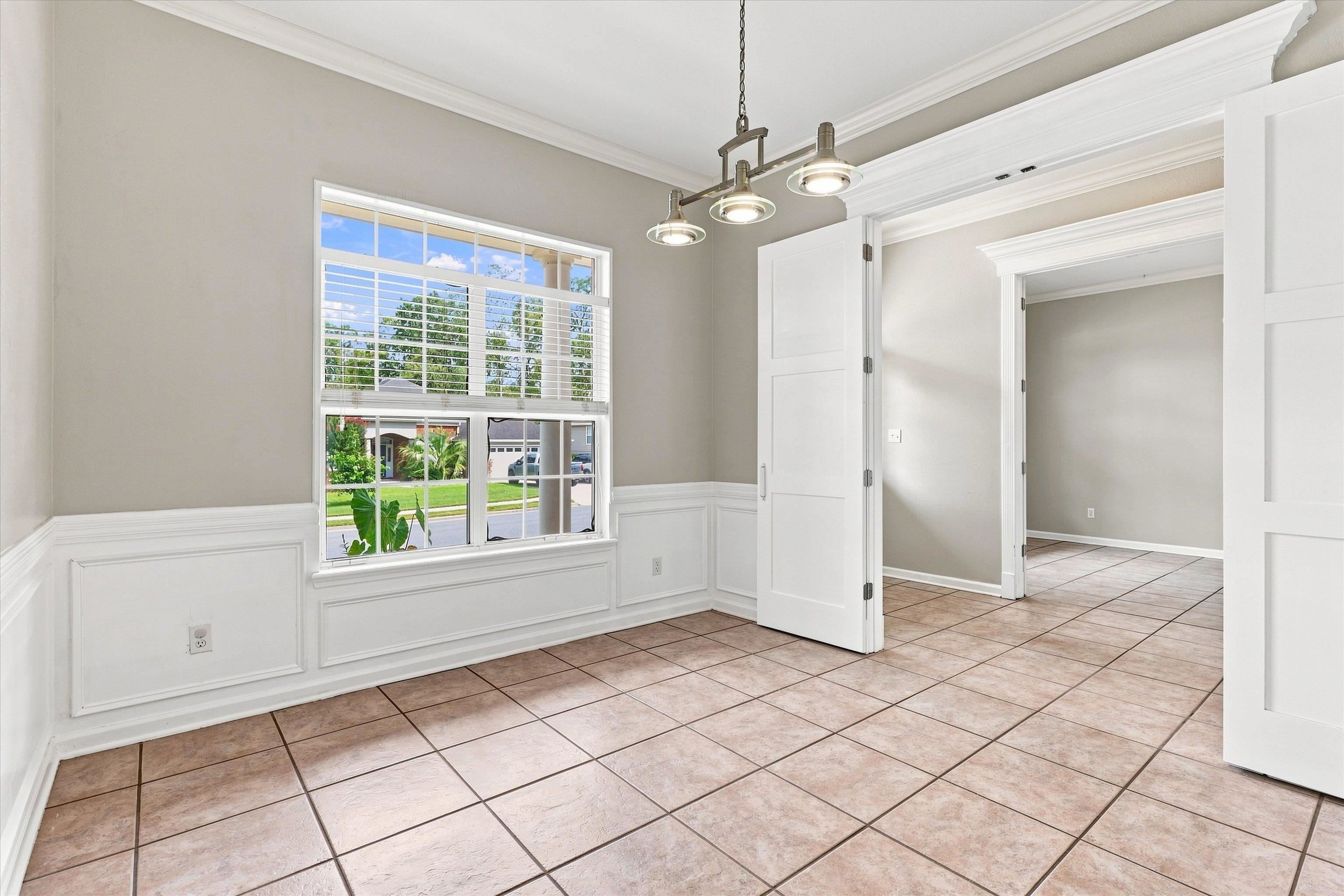 1004 Huron Trail