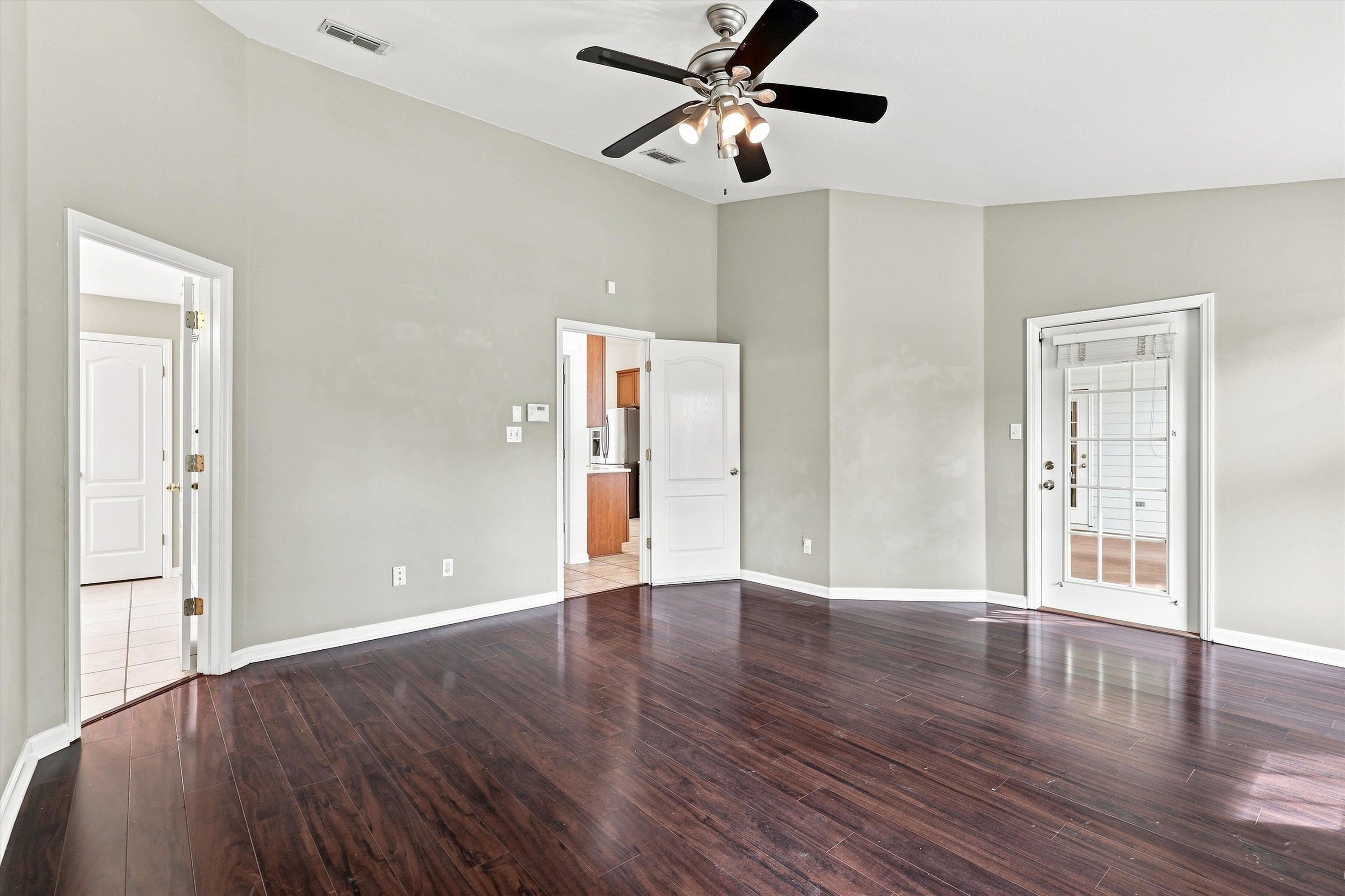 1004 Huron Trail