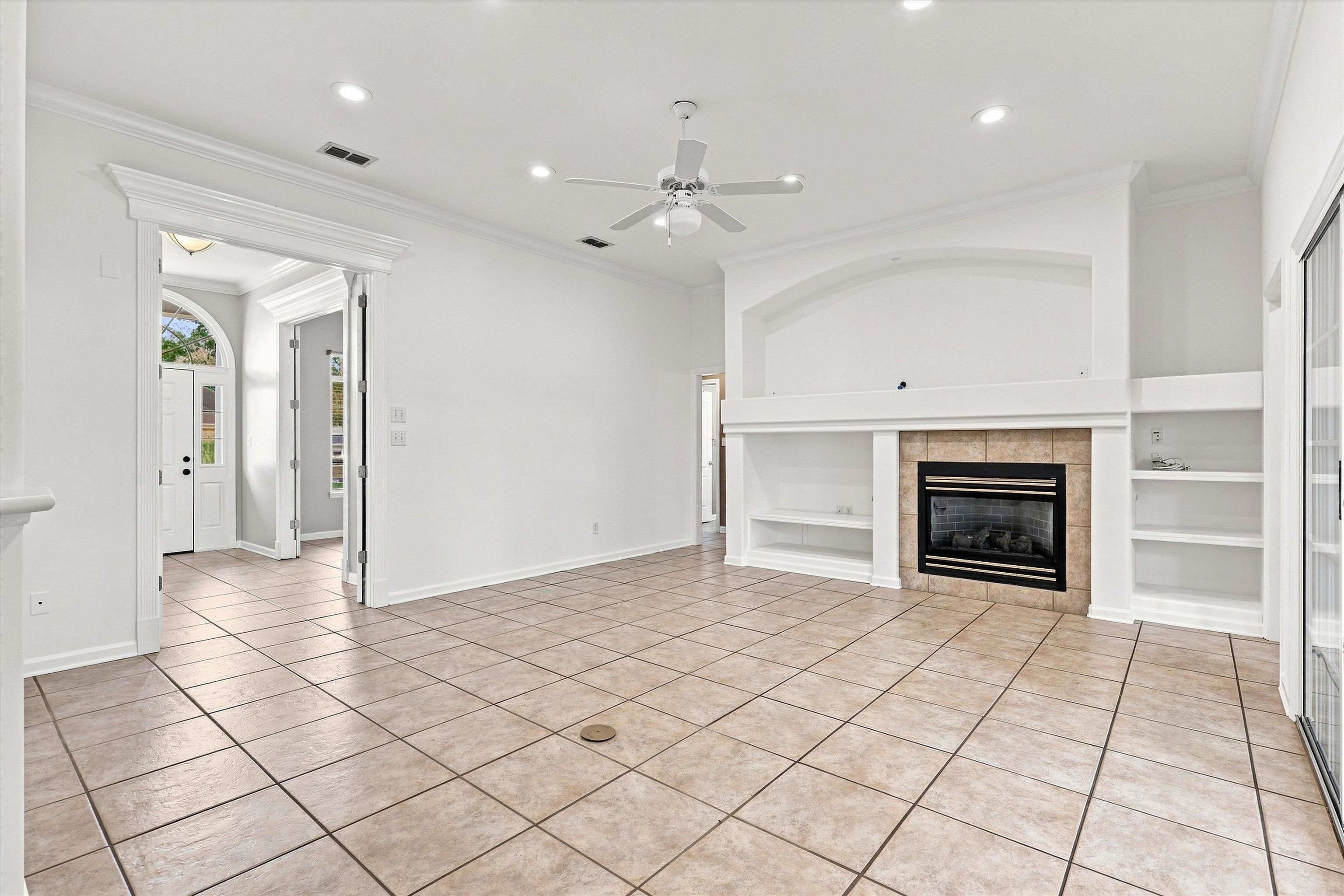 1004 Huron Trail