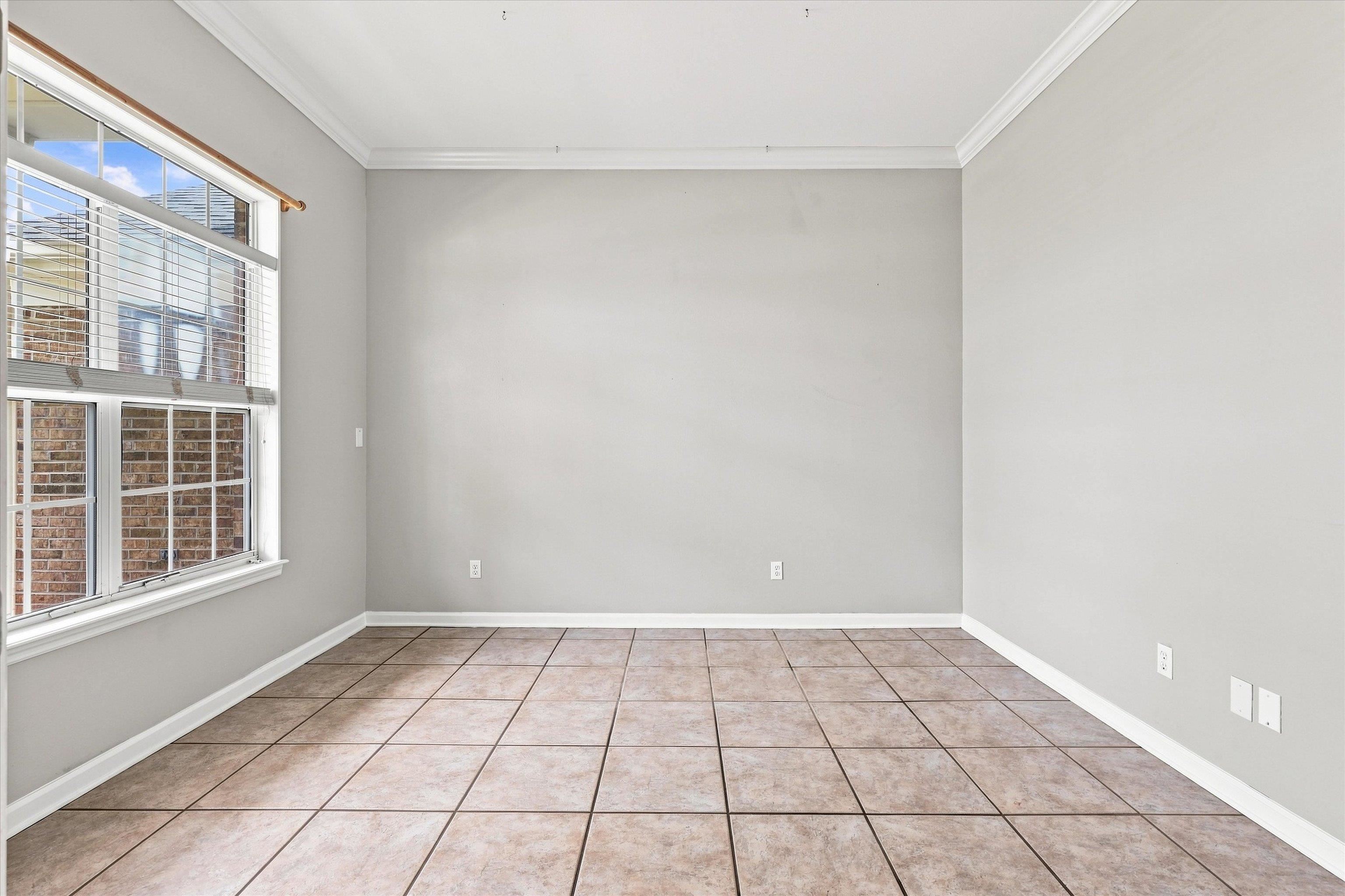 1004 Huron Trail