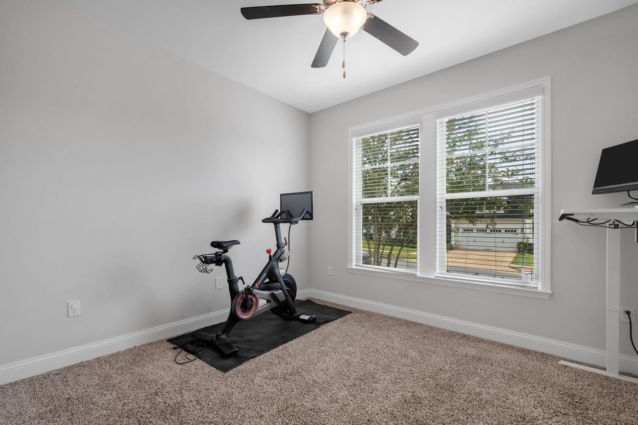 2564 Mount Vernon Lane